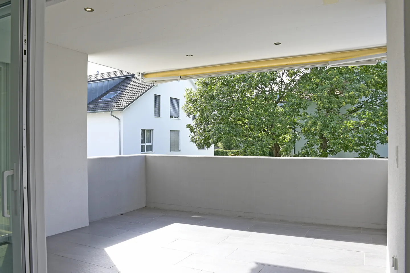 Geräumige Wohnung mit Poolzugang - Foto 14 von 17