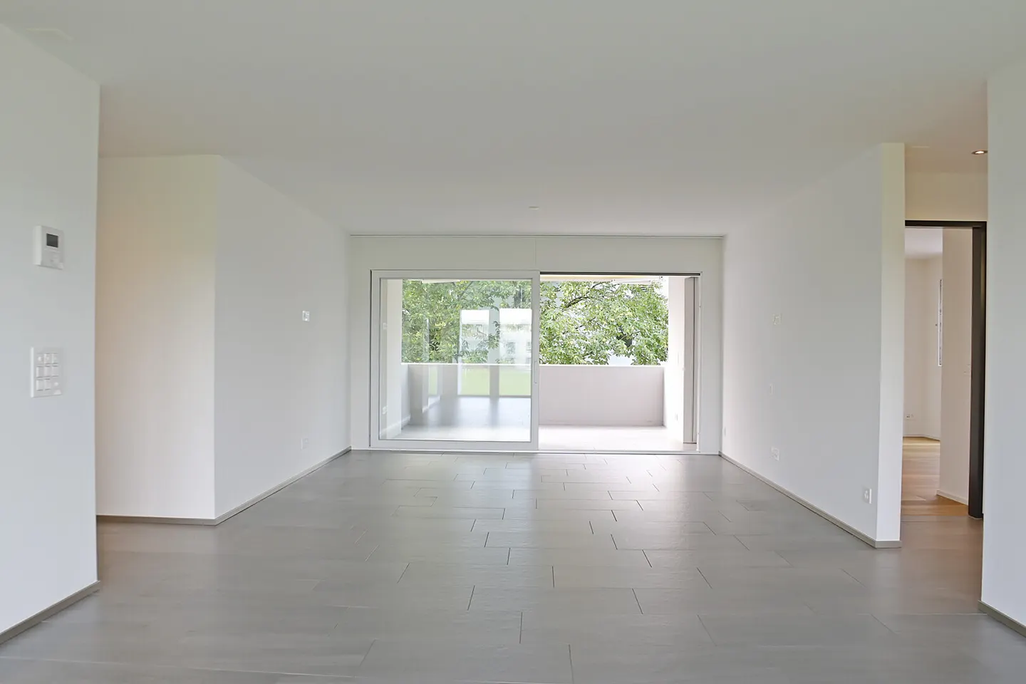 Geräumige Wohnung mit Poolzugang - Foto 16 von 17