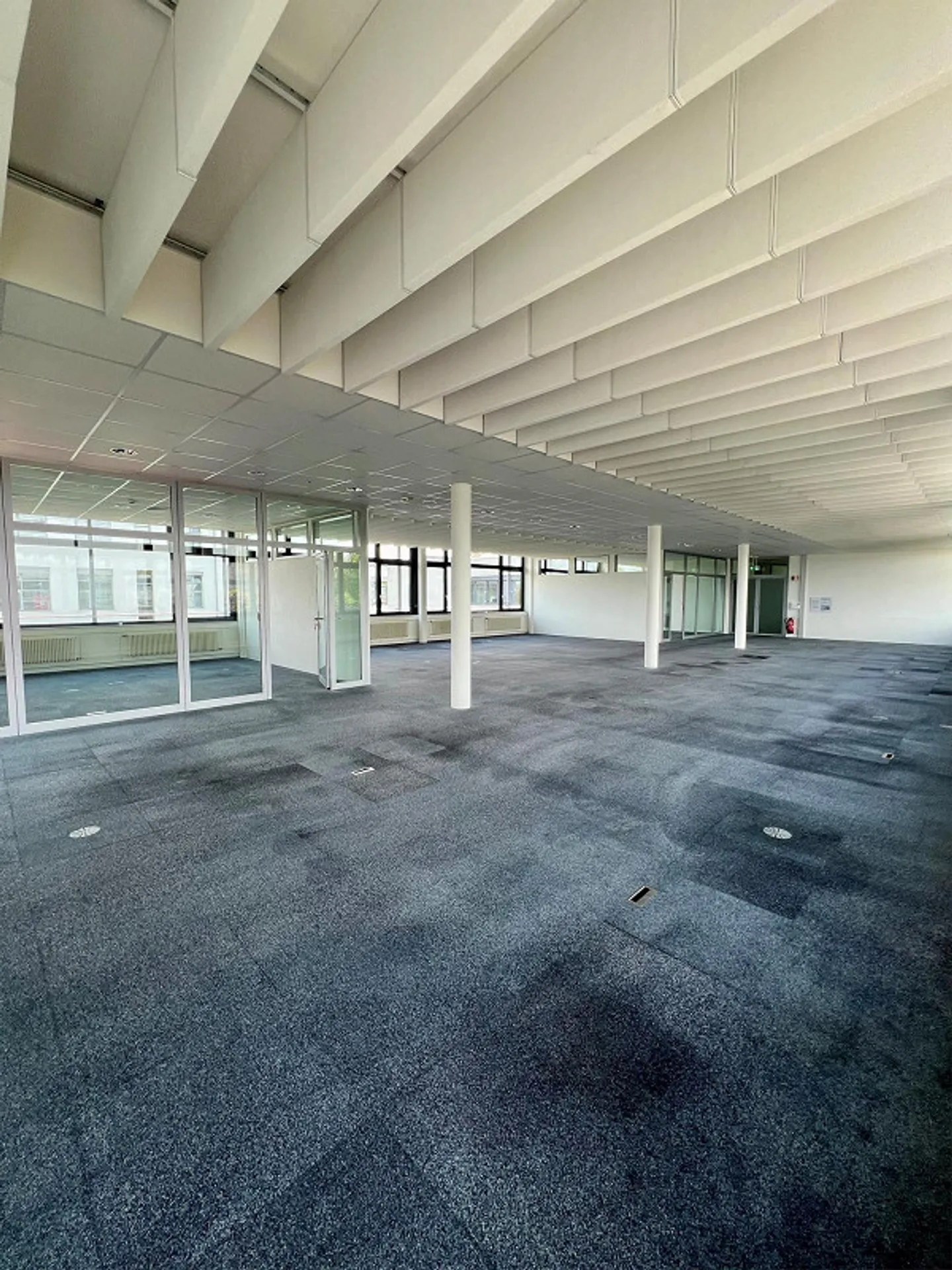 Bright Working Environment in Business Park Bern - Photo 3 of 8