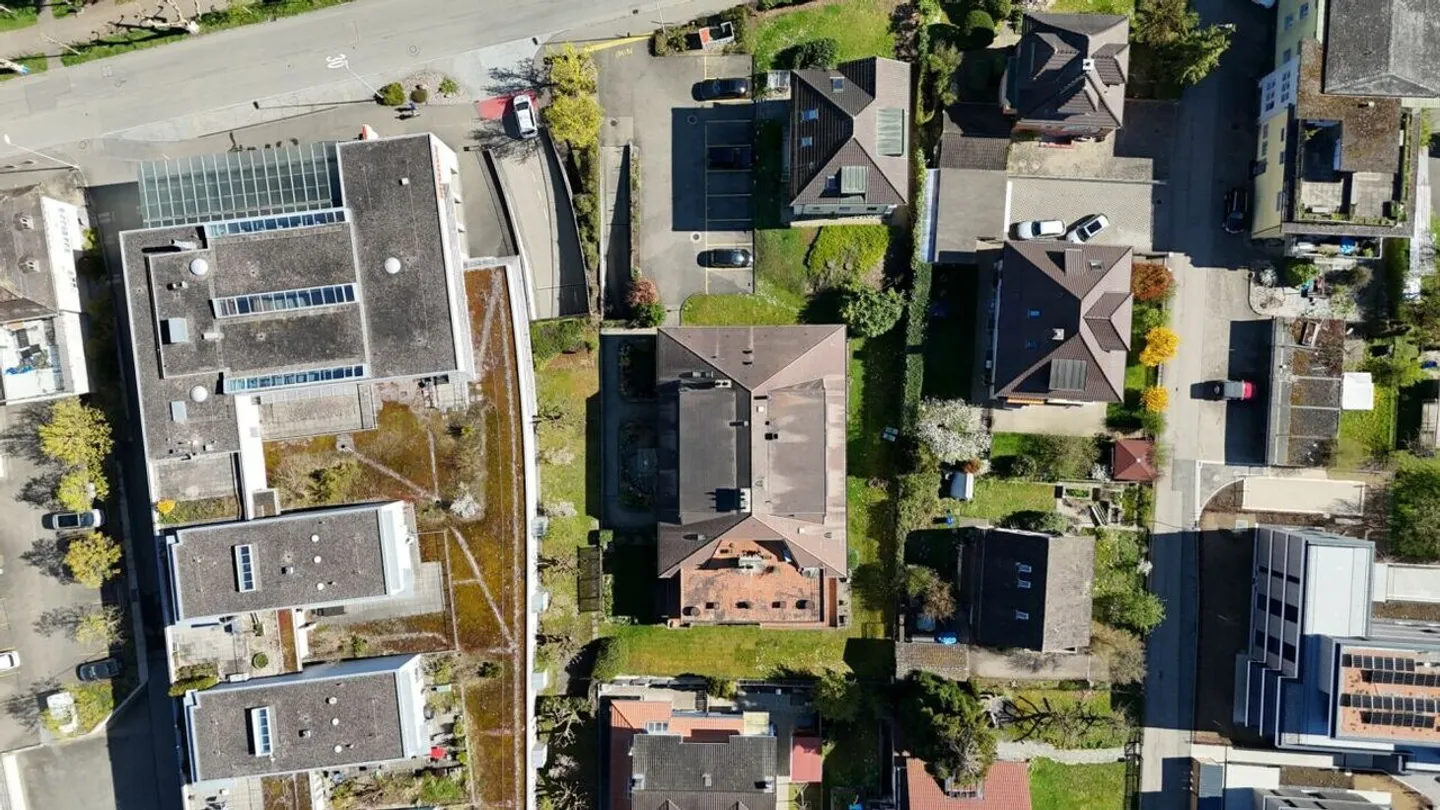 Helle 4.5-Zimmer-Wohnung mit Terrasse - Foto 31 von 31