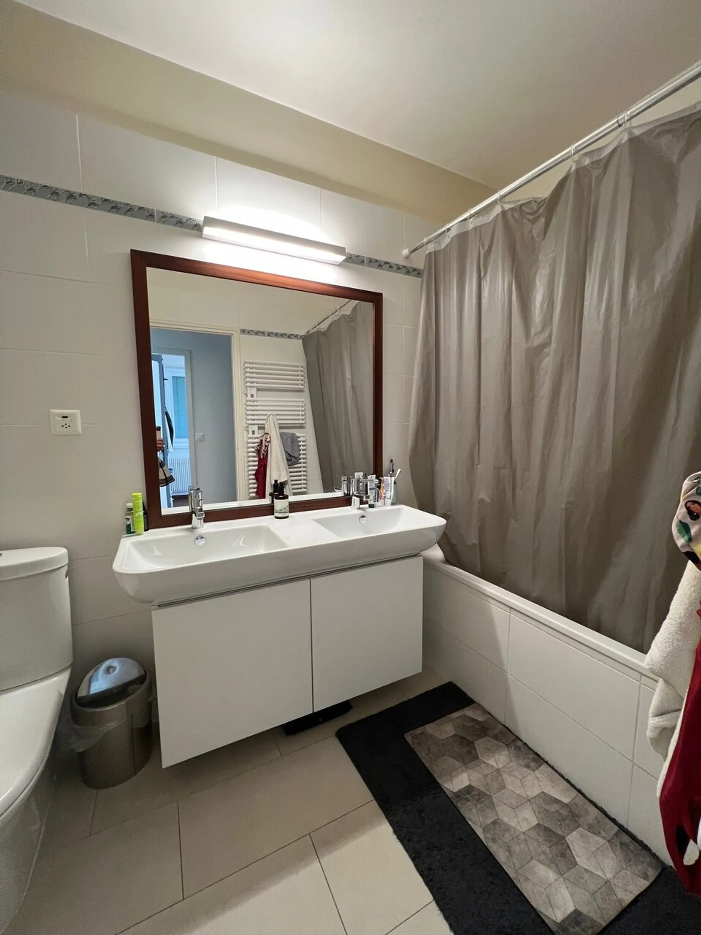 Magnifica villa indipendente immersa in un verdeggiante contesto - Foto 8 di 13