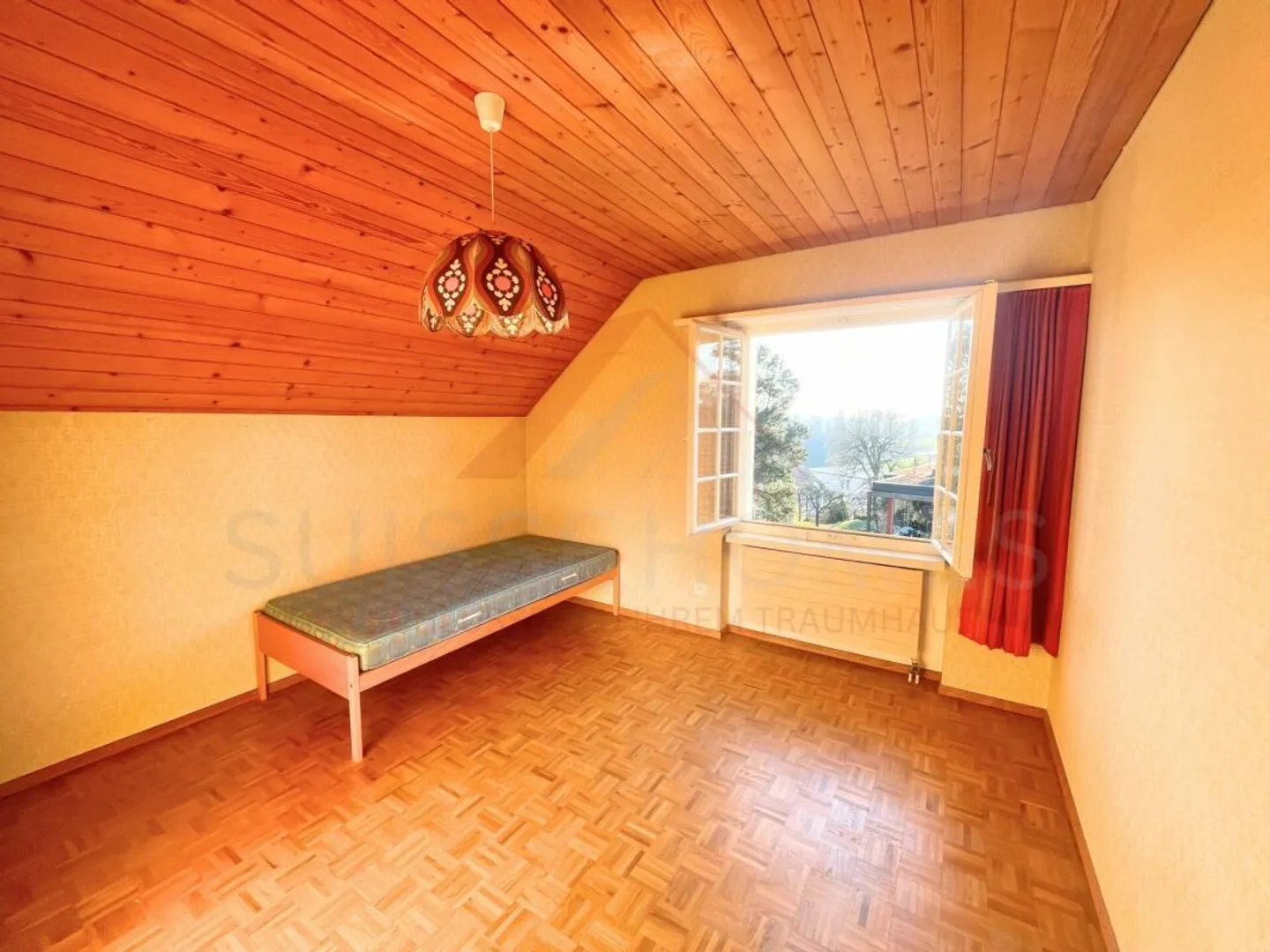 Ampia casa unifamiliare di 5,5 locali con terrazza panoramica e vista lontana a 4573 Lohn-Ammannsegg - Foto 5 di 16