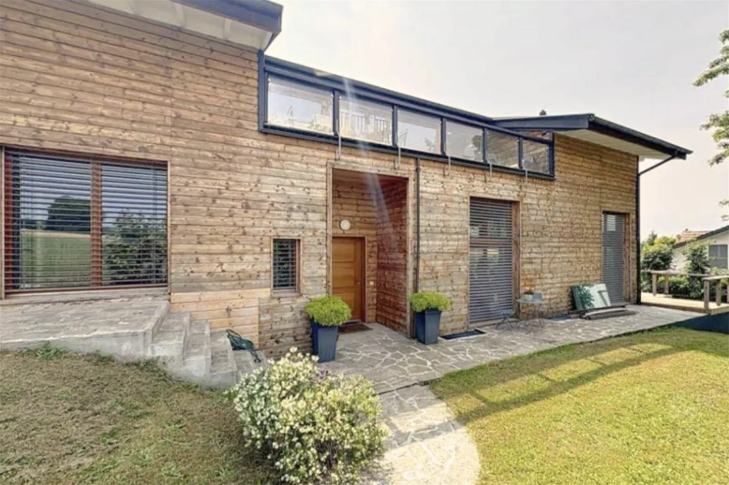 Contemporary Villa with Countryside Charm - Grand-Saconnex, a Stone's Throw from the International District - Photo 13 of 13