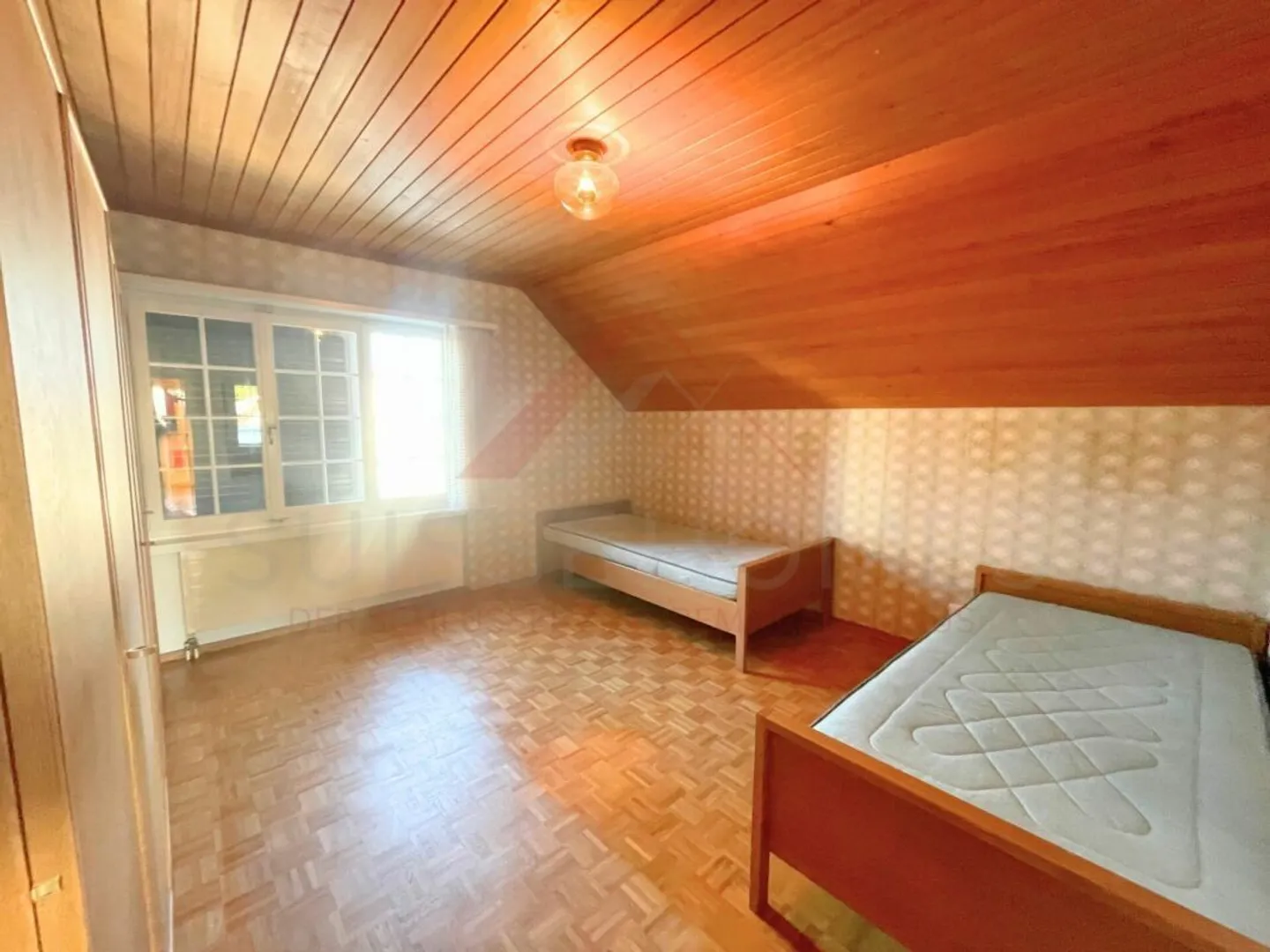 Ampia casa unifamiliare di 5,5 locali con terrazza panoramica e vista lontana a 4573 Lohn-Ammannsegg - Foto 9 di 16