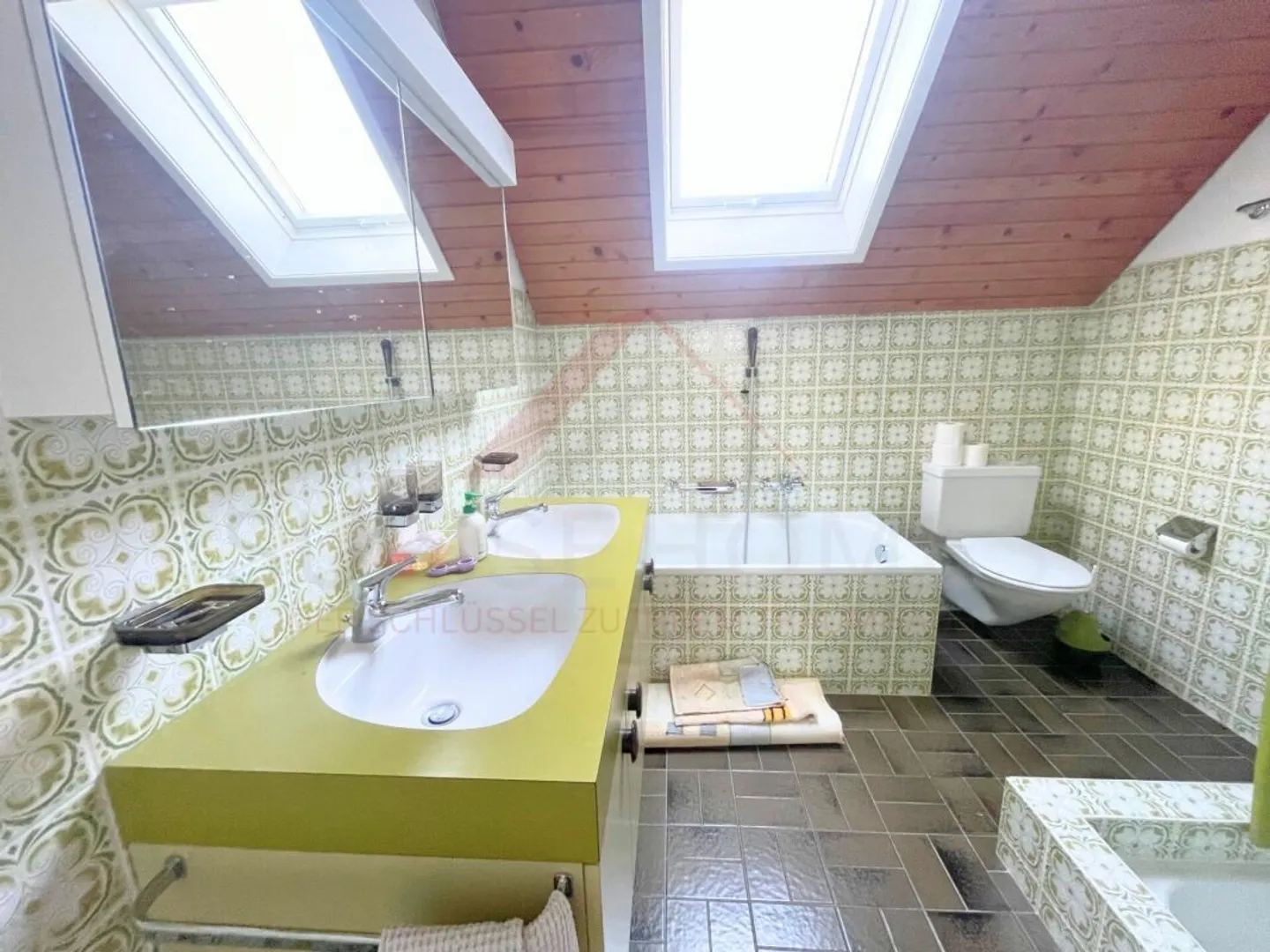 Ampia casa unifamiliare di 5,5 locali con terrazza panoramica e vista lontana a 4573 Lohn-Ammannsegg - Foto 13 di 16