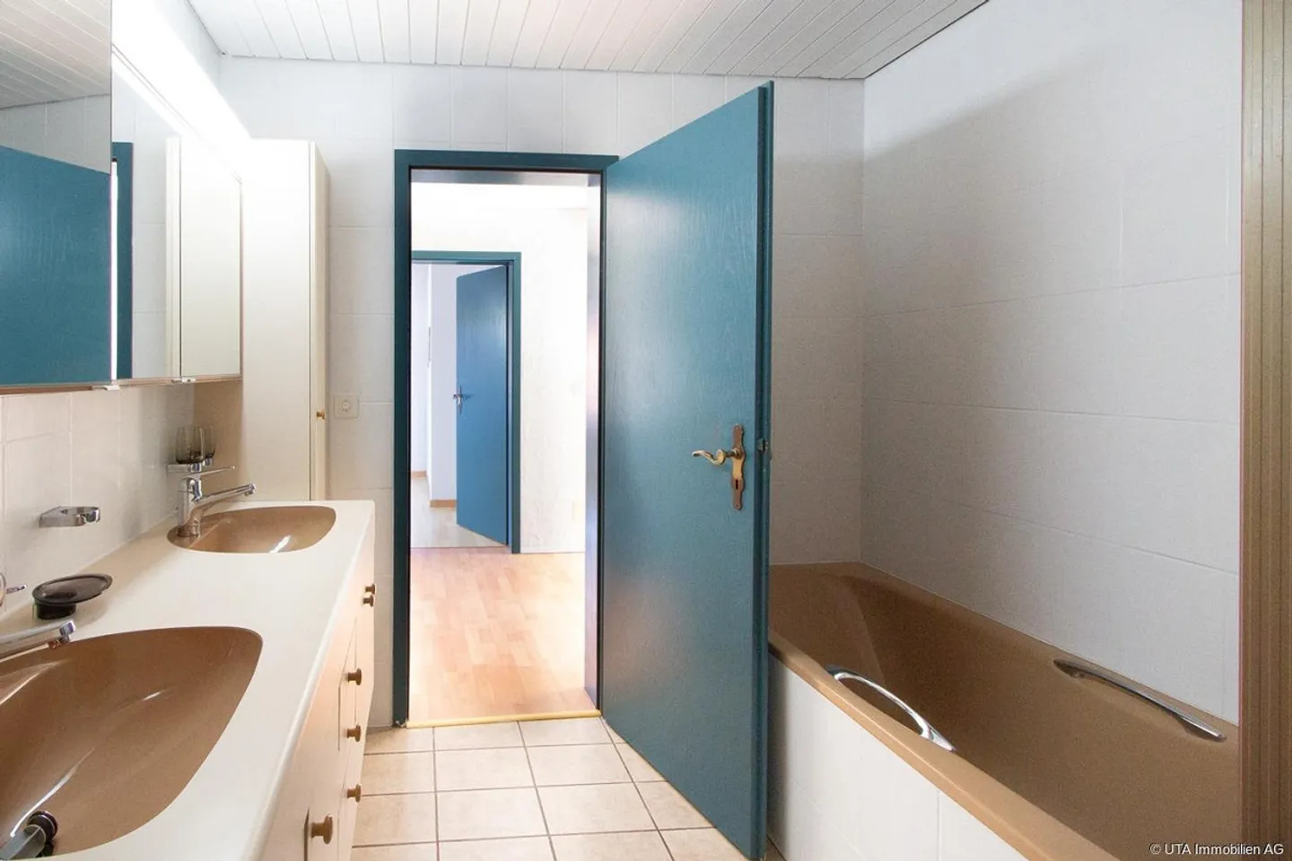 Maison bifamiliale charmante avec des possibilités d'utilisation polyvalentes - Photo 13 sur 23