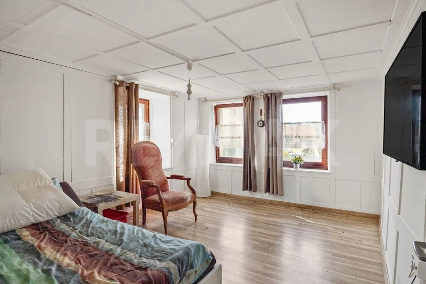 To Renovate in a Great Location - Photo 5 of 13
