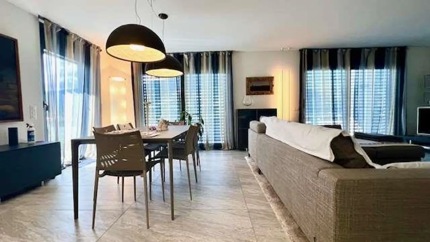 Moderne Villa mit Seeblick & Pool - Foto 10 von 13