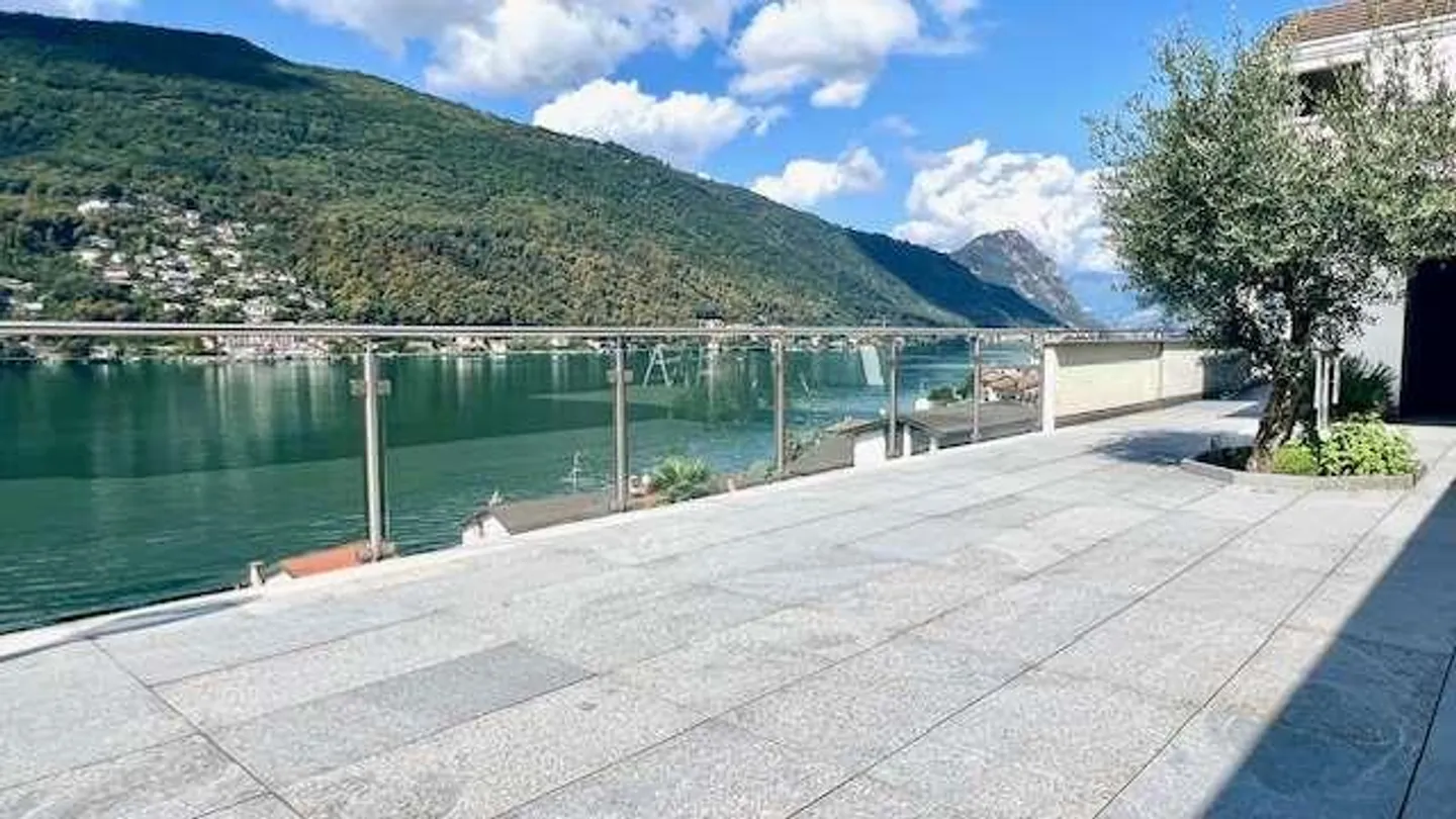 Moderne Villa mit Seeblick & Pool - Foto 13 von 13