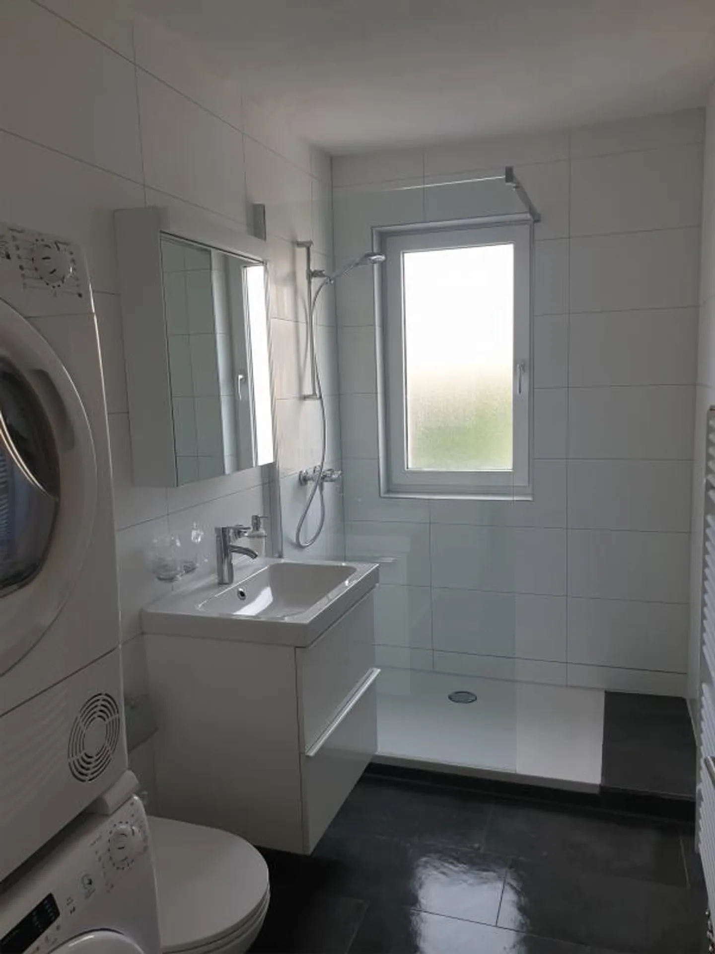 Vivere in una posizione centrale idilliaca - Foto 4 di 8