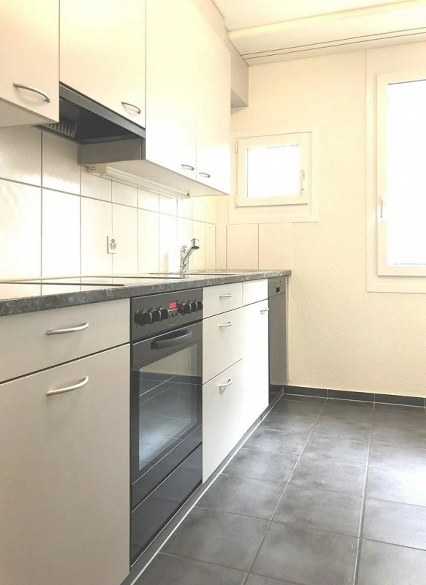 Gemütliches Wohnen in ruhigem Wohnquartier - Foto 2 von 9