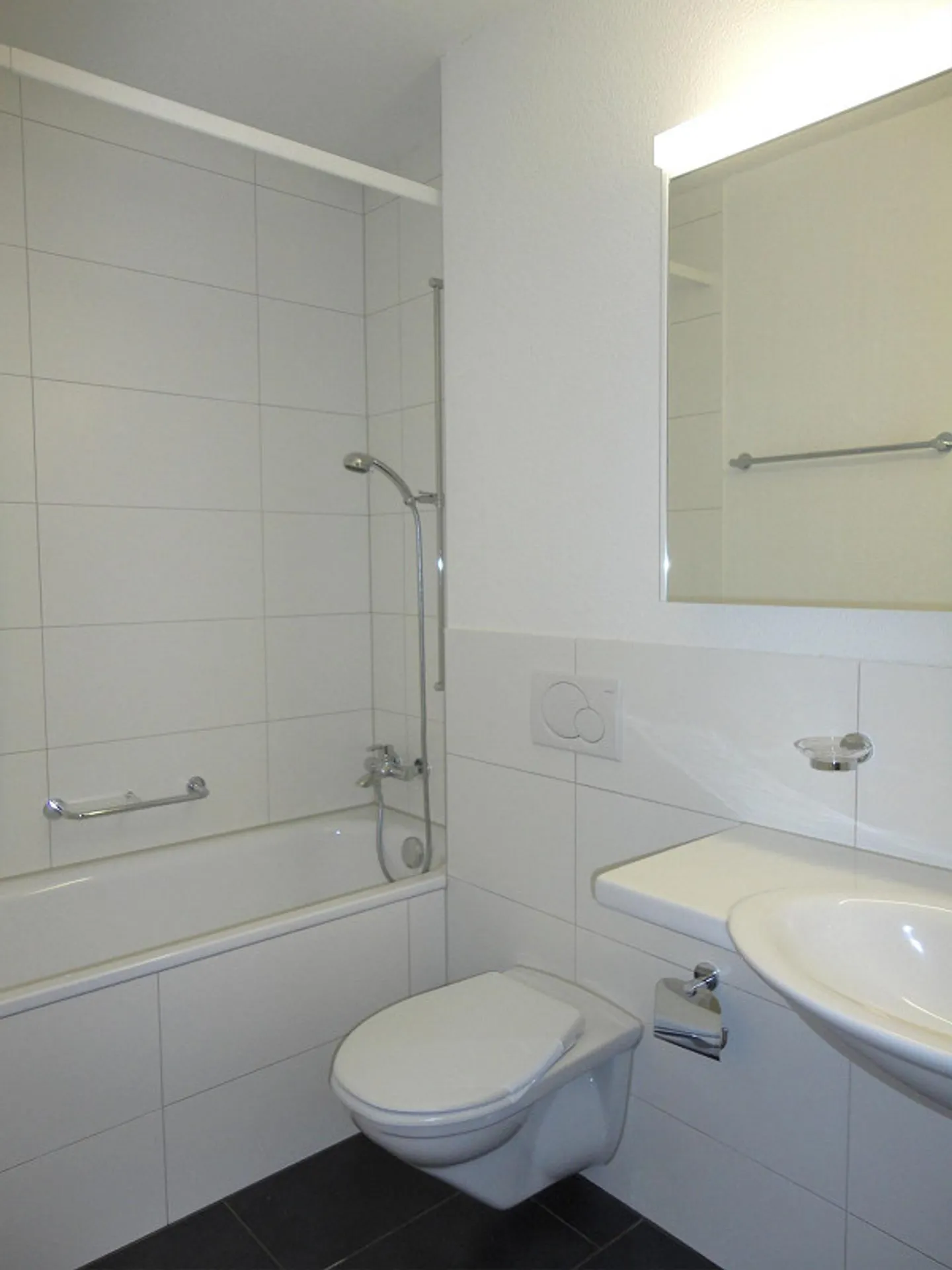 Appartamento 3.5 locali a Oberengstringen - Foto 3 di 7