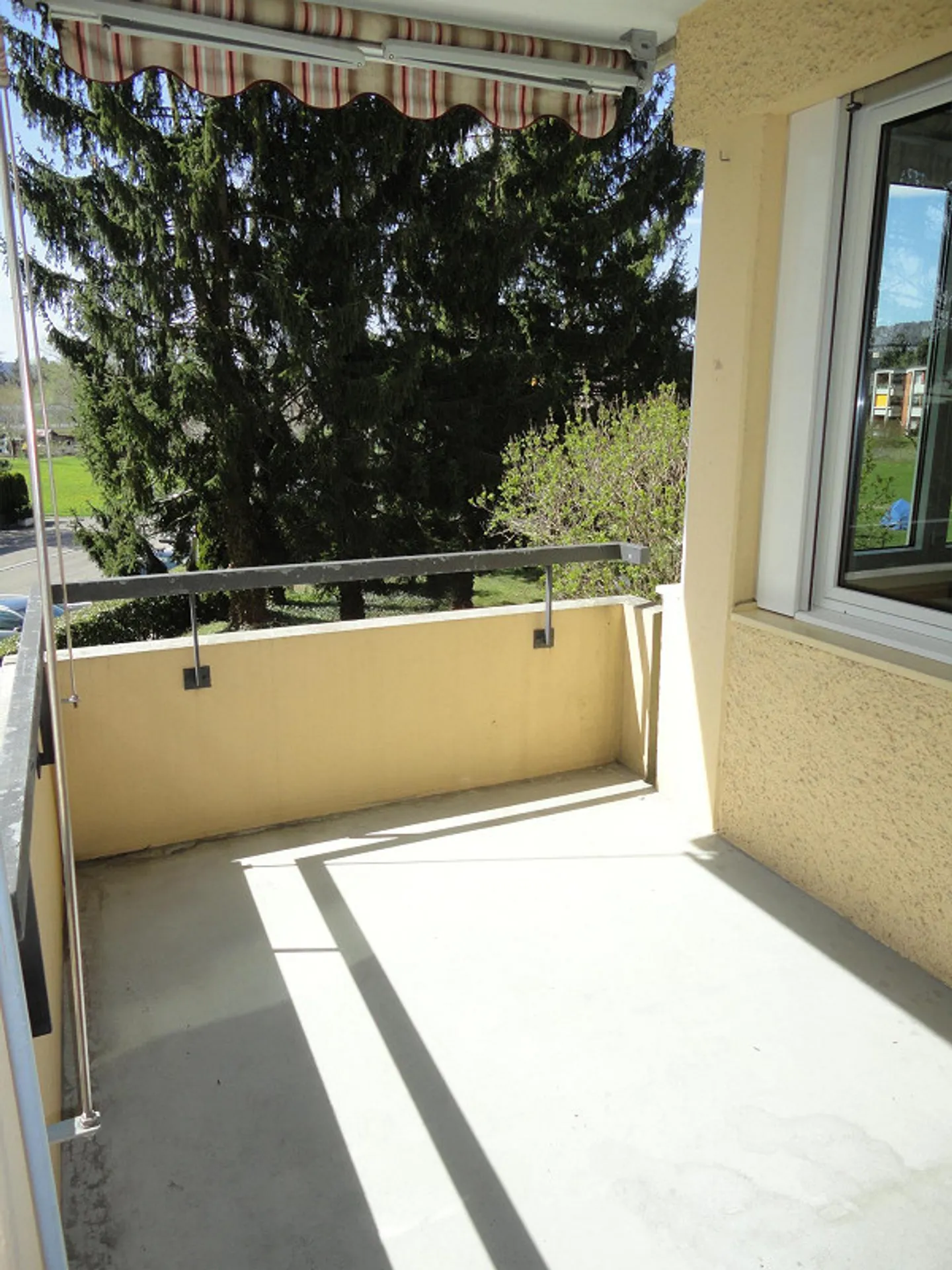 Appartamento 3.5 locali a Oberengstringen - Foto 6 di 7