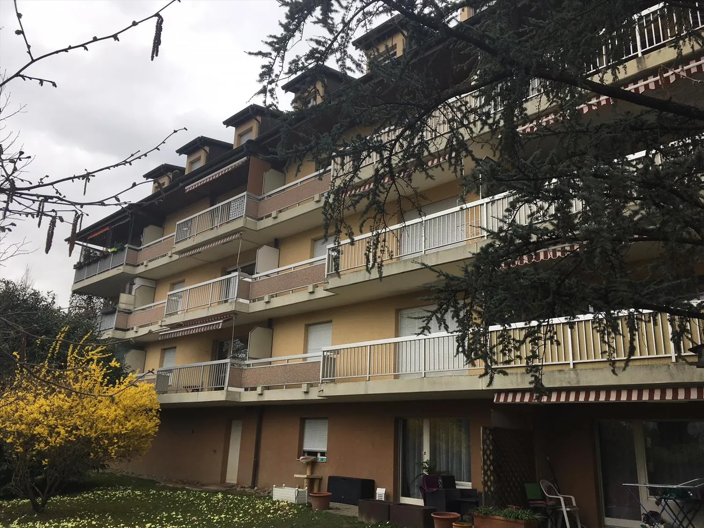 Parcheggio esterno in affitto - Foto 3 di 3