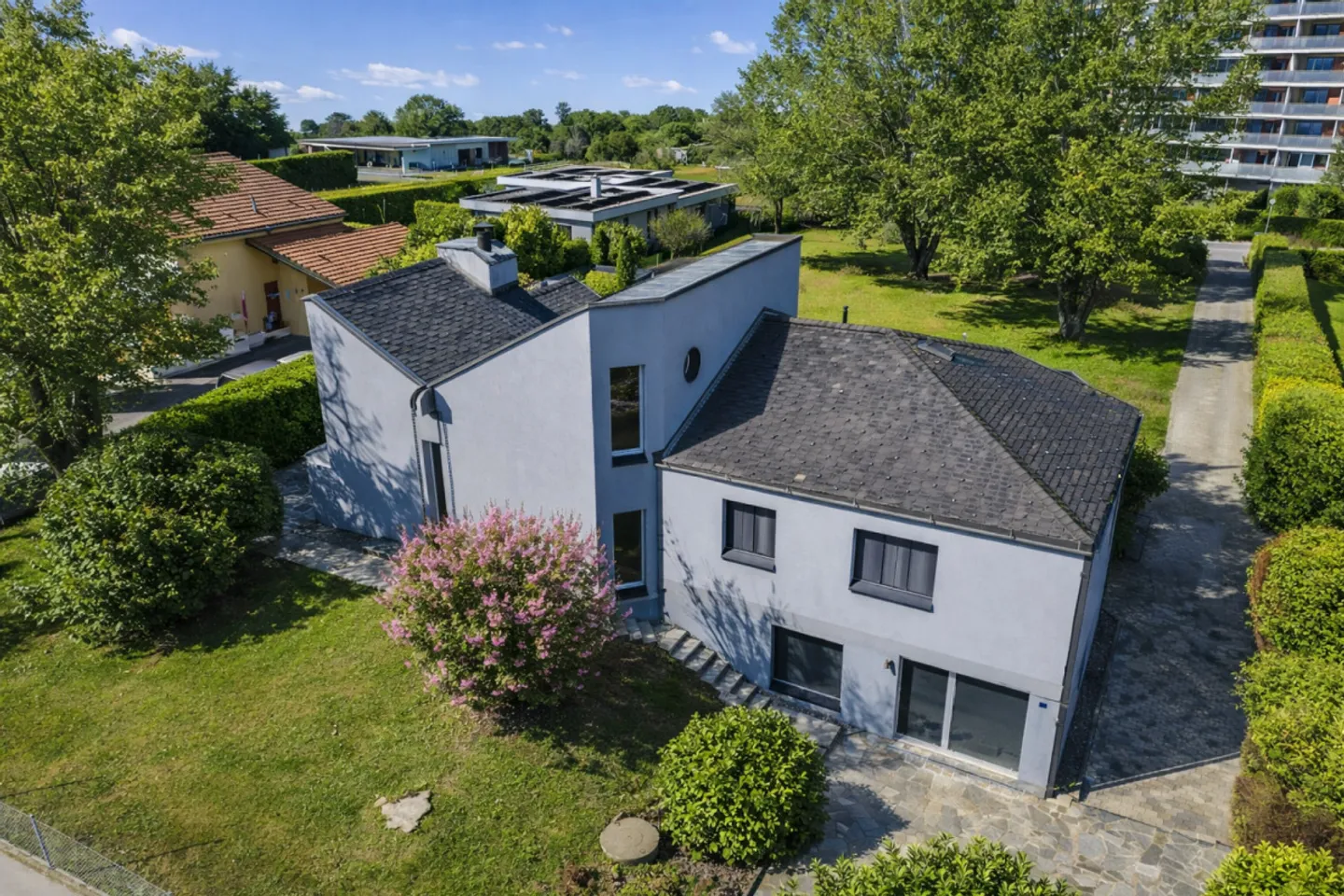 Architektenvilla mit Pool in Fully - Foto 1 von 12