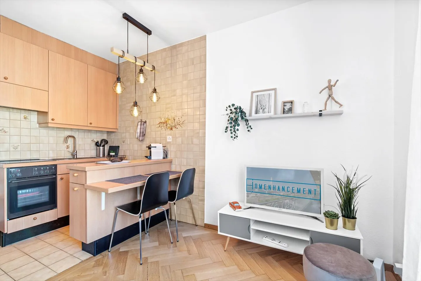 1 Bedroom Apartment for Rent in the Heart of Geneva - Unique Opportunity! - Photo 2 of 6