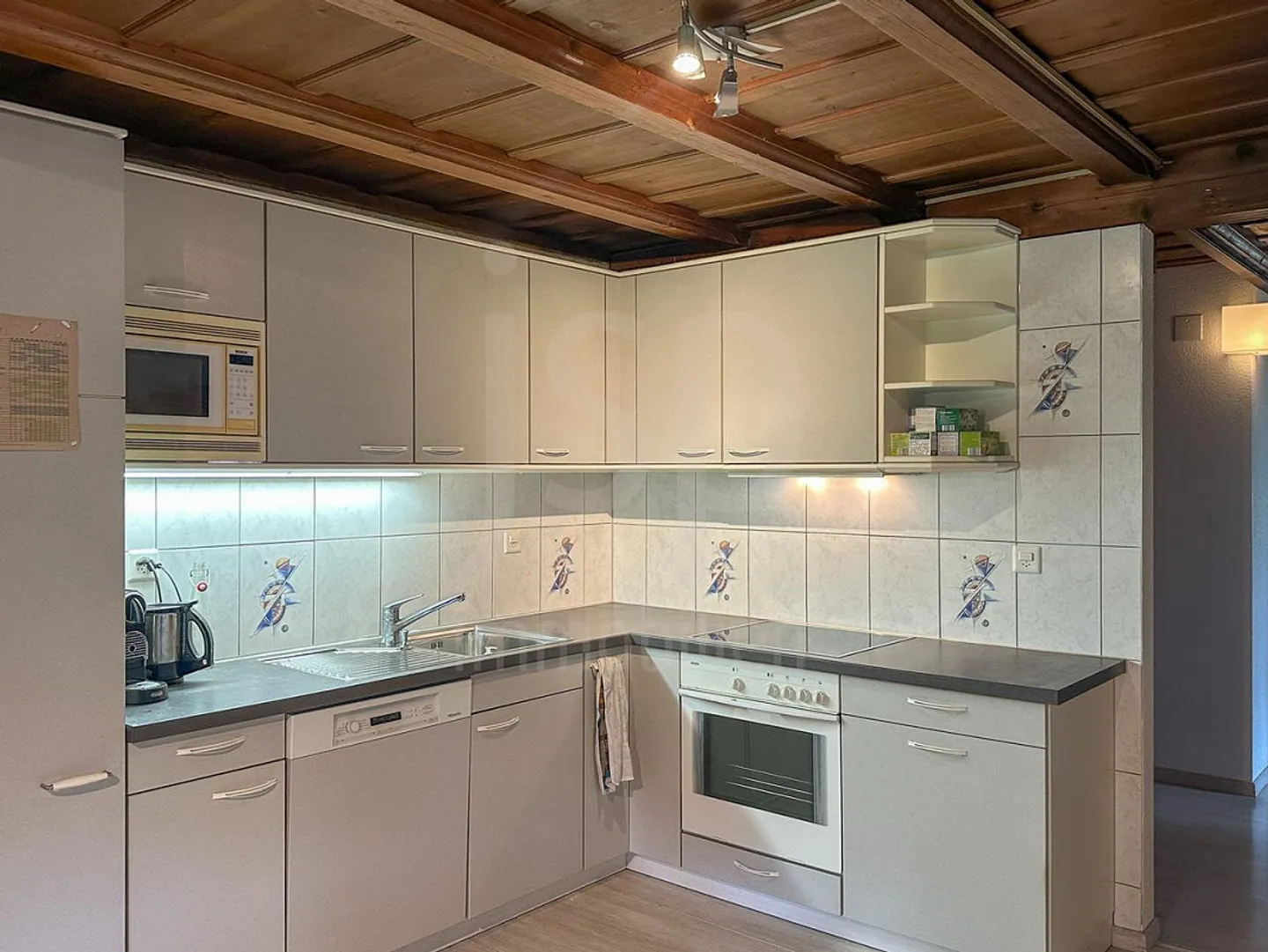 Large 4.5 Room Apartment in Farmhouse in Hinterfultigen - Photo 3 of 10