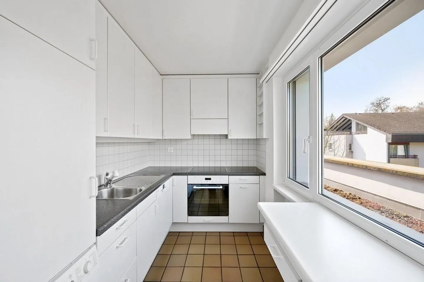 Charmante Wohnung in Bottmingen - Foto 4 von 9