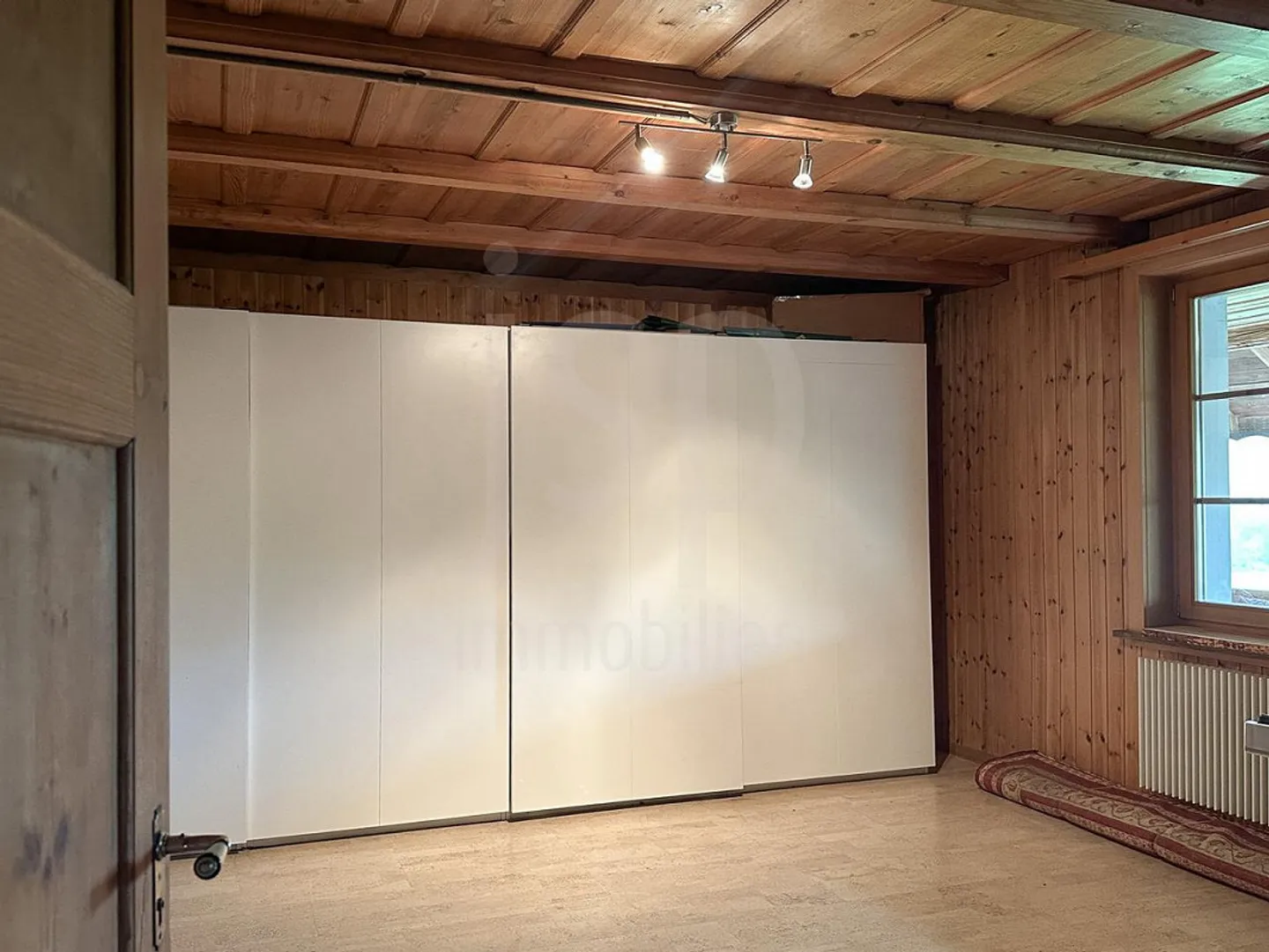 Large 4.5 Room Apartment in Farmhouse in Hinterfultigen - Photo 6 of 10