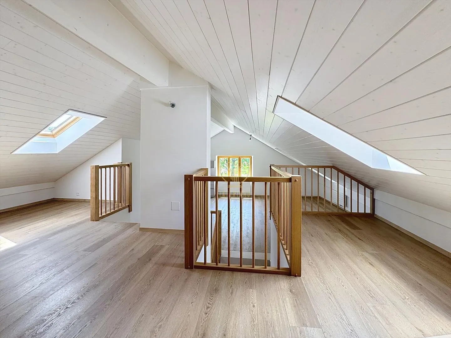 L'île - magnifique appartement de 4,5 pièces à louer dans une vieille maison - Photo 9 sur 13