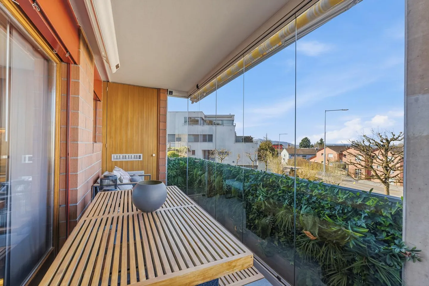 Appartement 2.5 pièces rénové avec style au 1er étage dans un emplacement central... - Photo 8 sur 10