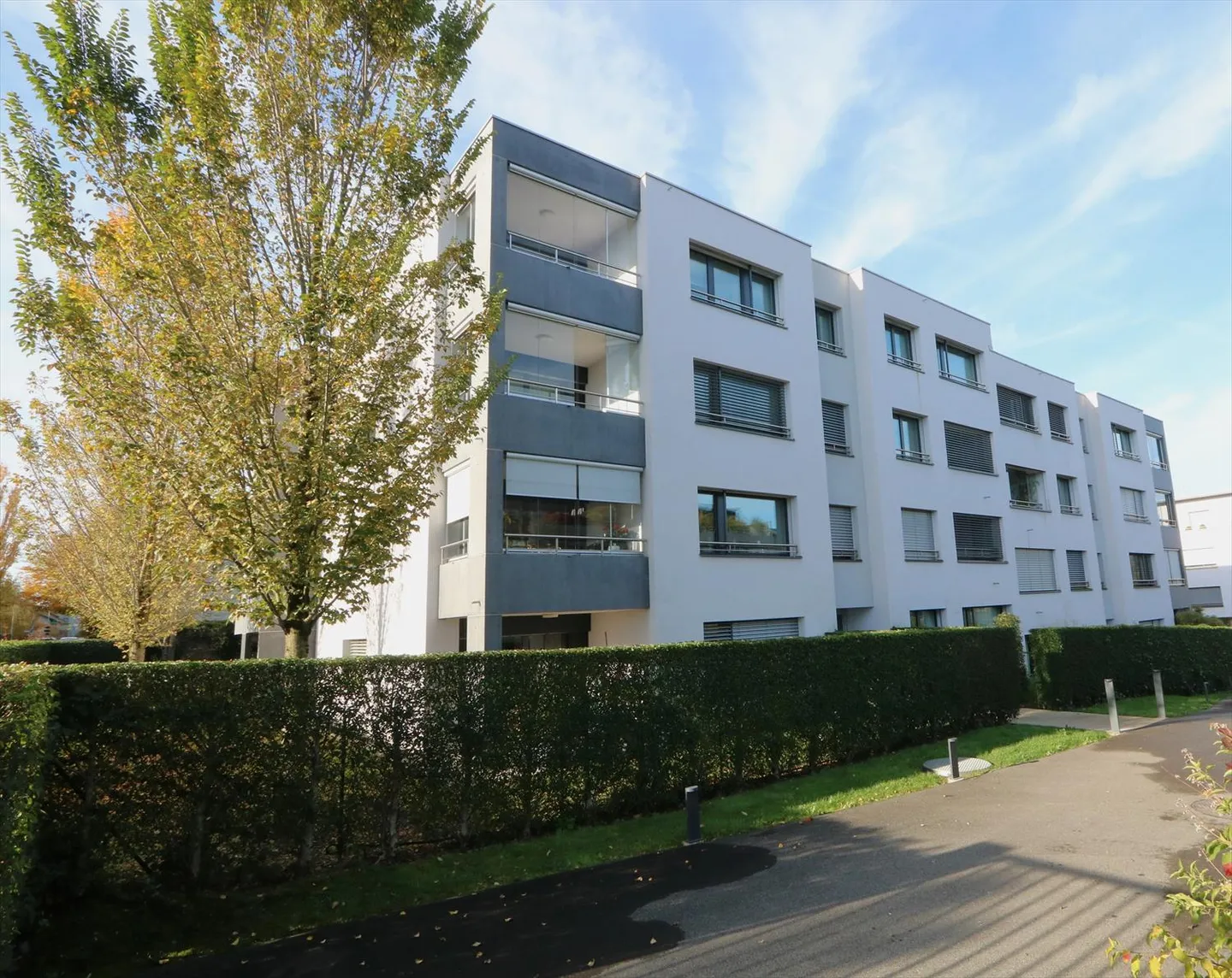 Four-room apartment with balconies in Collonge-Bellerive - Photo 1 of 3