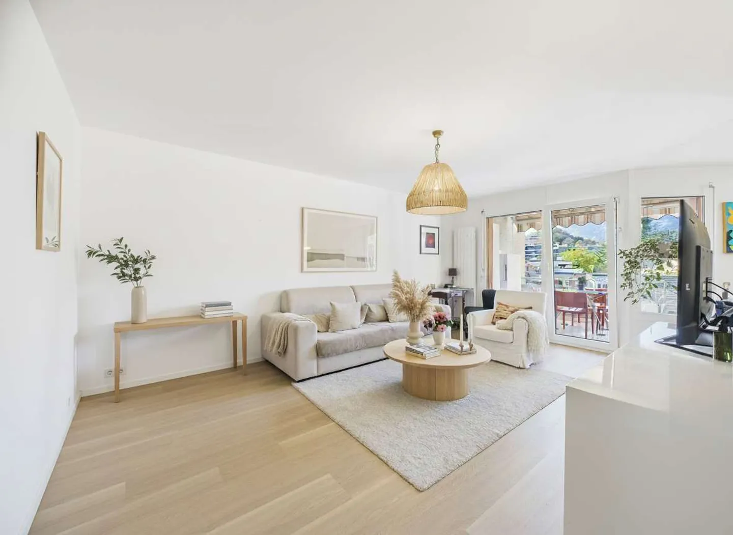 Breganzona - 3.5 Rooms Completely Renovated - Photo 1 of 7