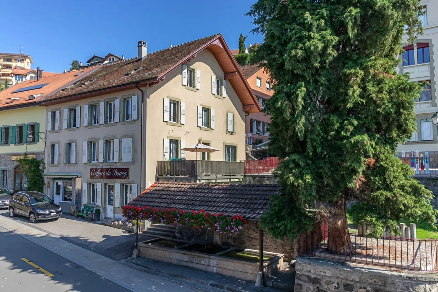 4.5 Zimmerwohnung komplett renoviert - Foto 2 von 2