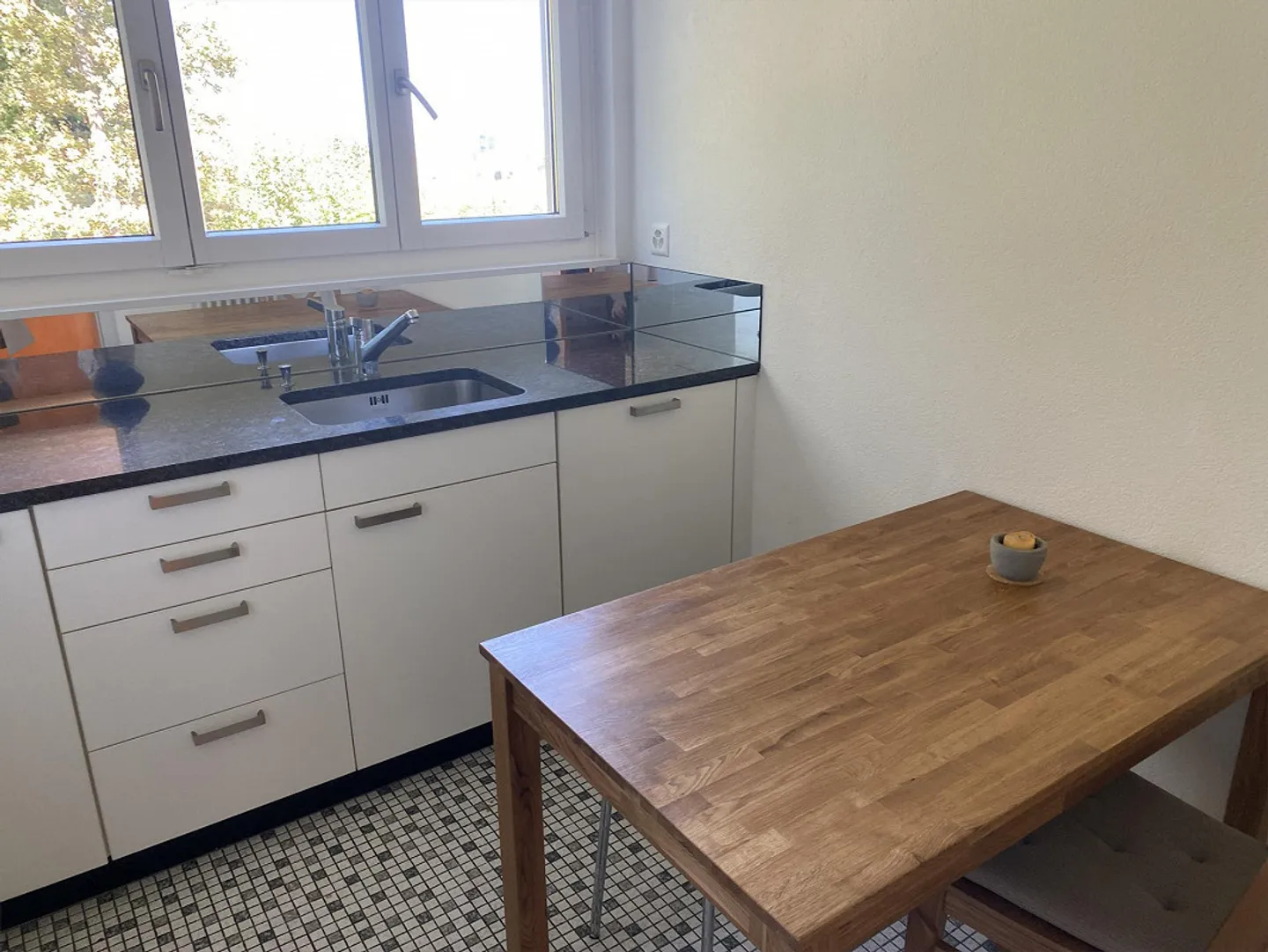 Appartement lumineux de 3 ½ pièces avec balcon à louer - Photo 2 sur 7