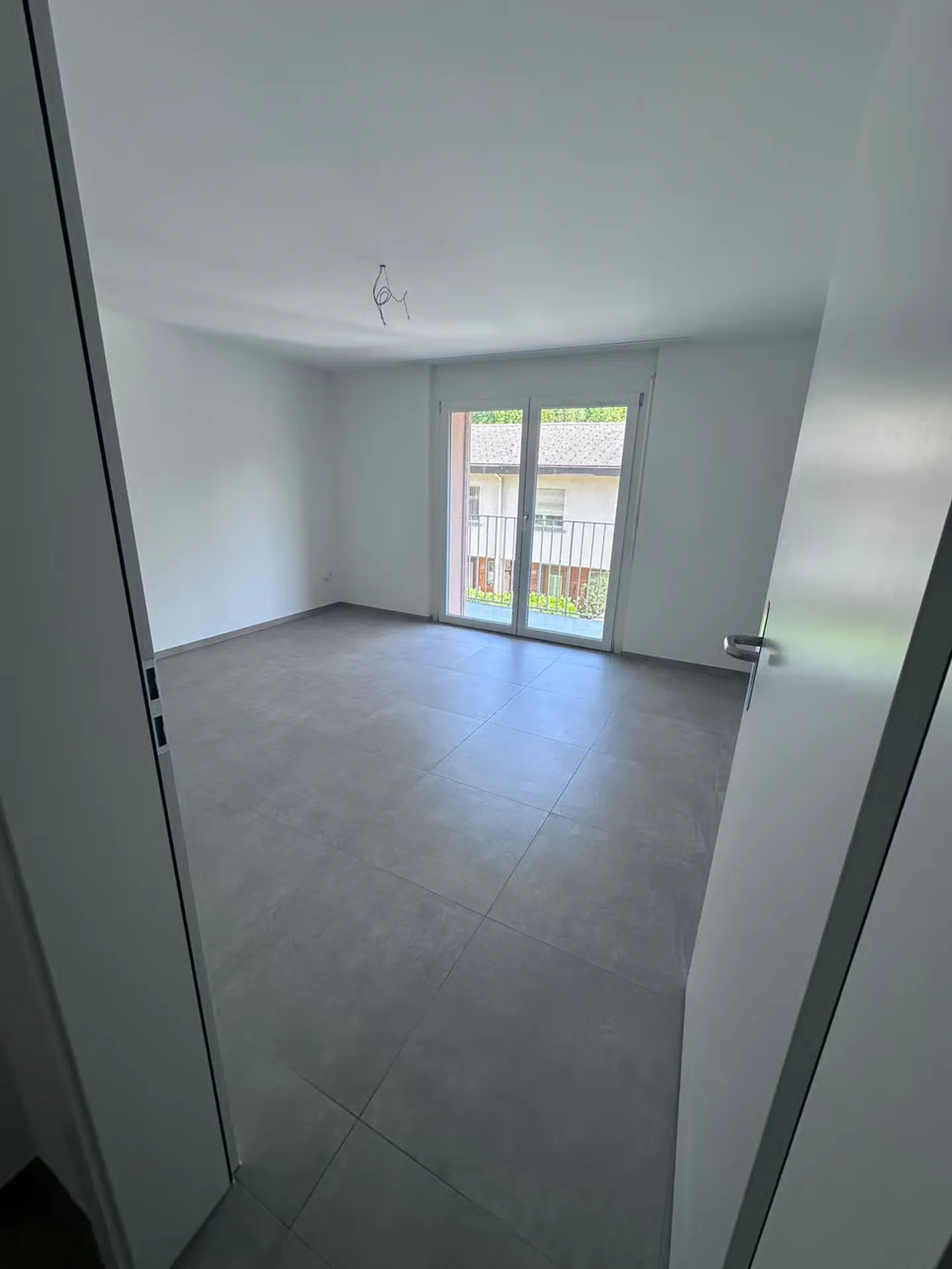 Recently renovated, modern 3-room apartment with balcony - available immediately! - Photo 3 of 10
