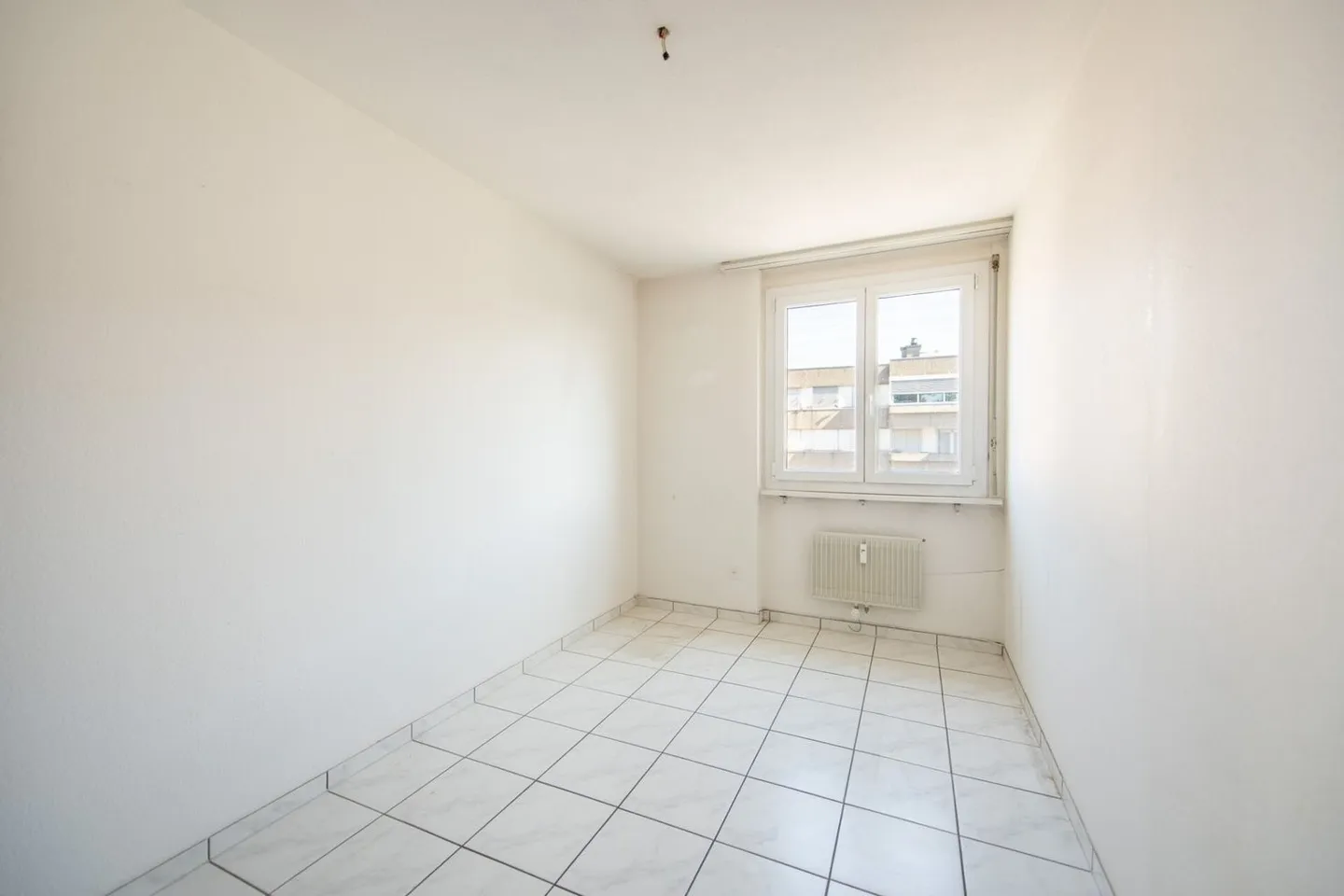 Vivere al centro, progettare individualmente - Appartamento di 5,5 stanze con potenziale a Biberist - Foto 12 di 13