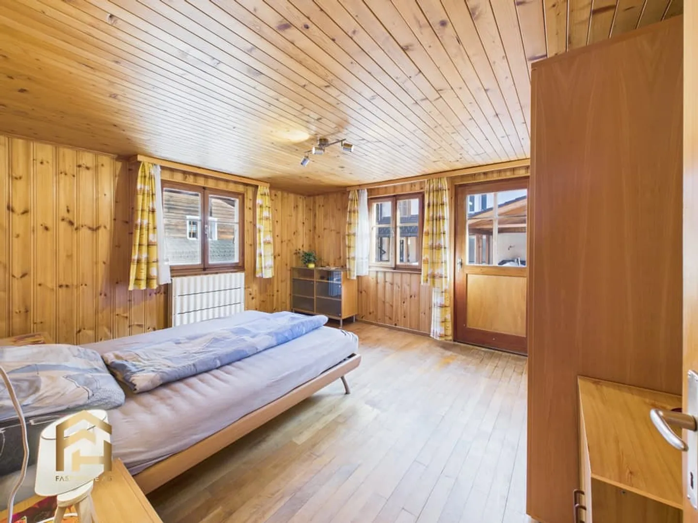 Attrayante maison multifamiliale avec potentiel d'aménagement à Grengiols - Photo 5 sur 13