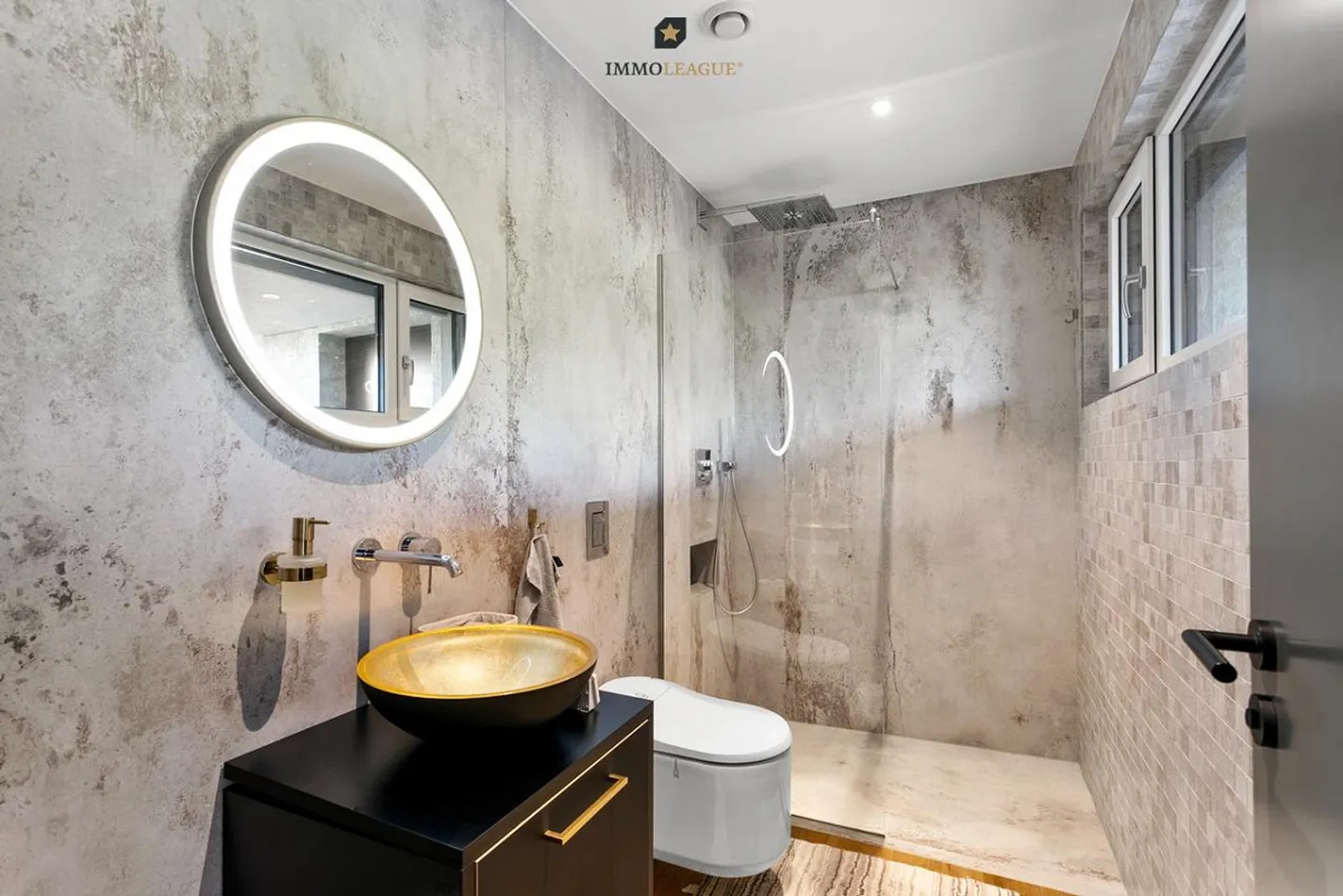 Luxusvilla mit Hallenbad - Foto 6 von 9