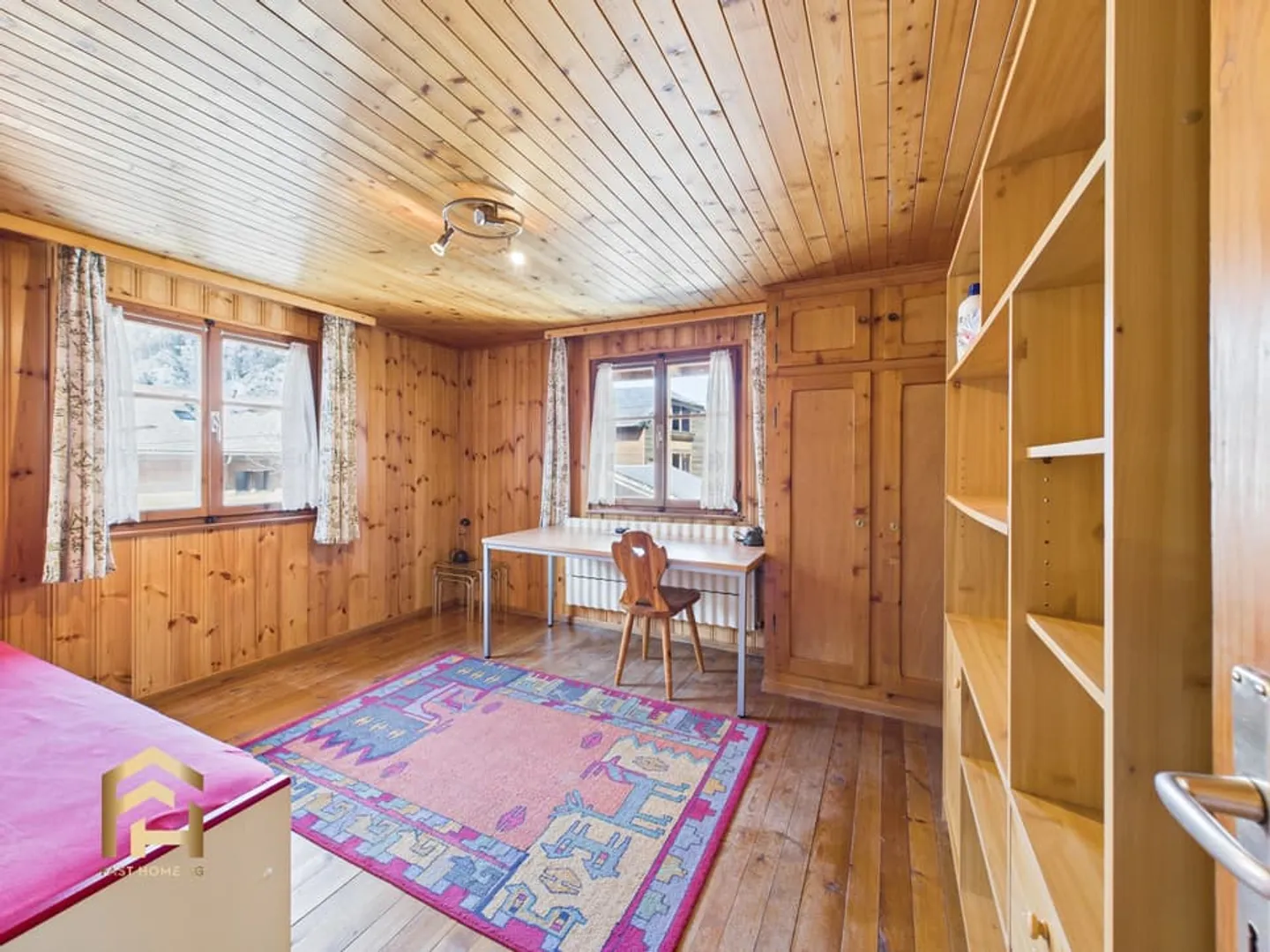 Attrayante maison multifamiliale avec potentiel d'aménagement à Grengiols - Photo 6 sur 13