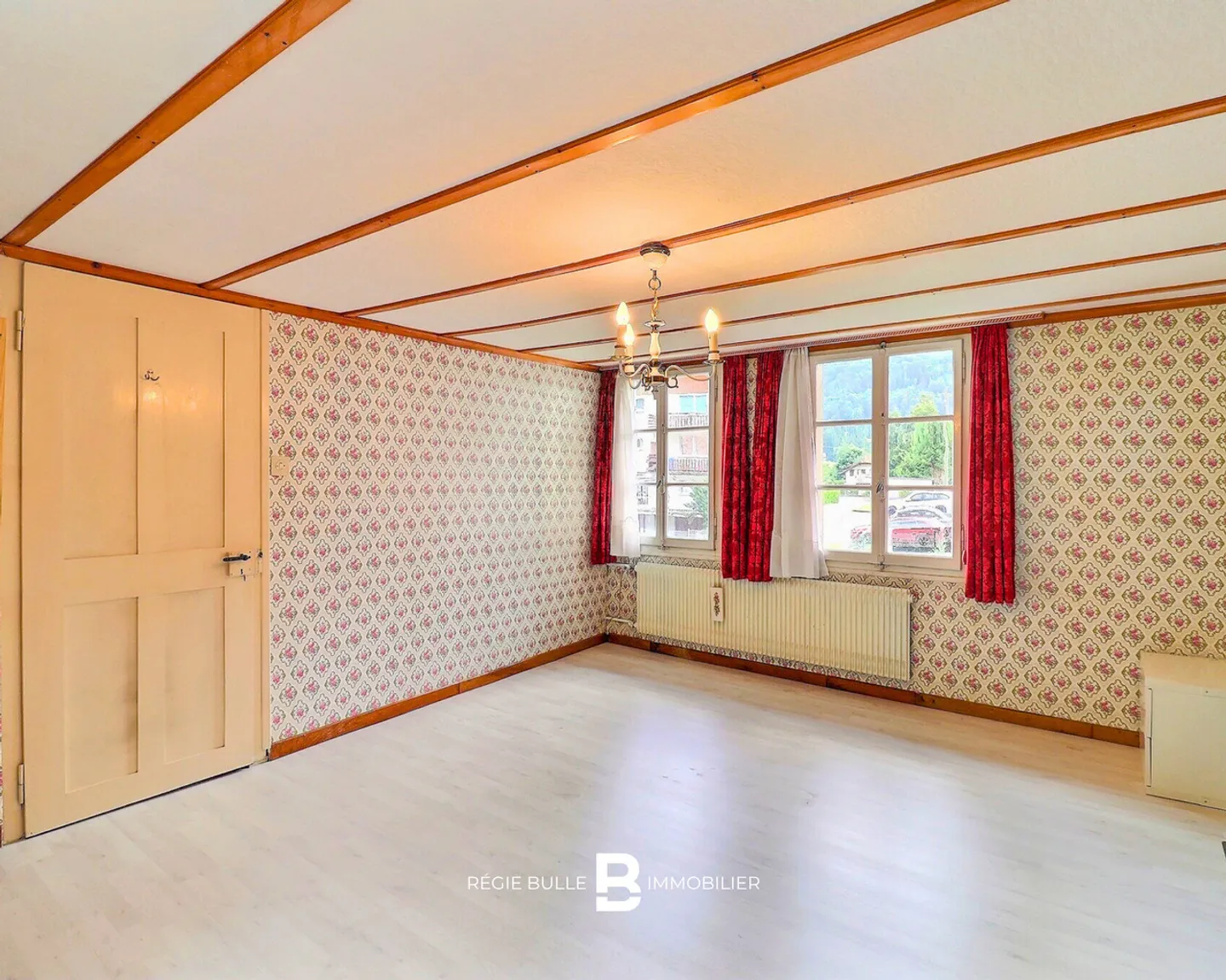 House in village style in Neirivue - Ideal potential for renovation! - Photo 3 of 9