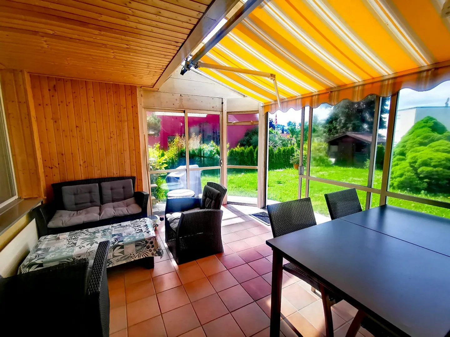 5.5 Corner Townhouse 150m2 in 8156 Oberhasli - Photo 2 of 6