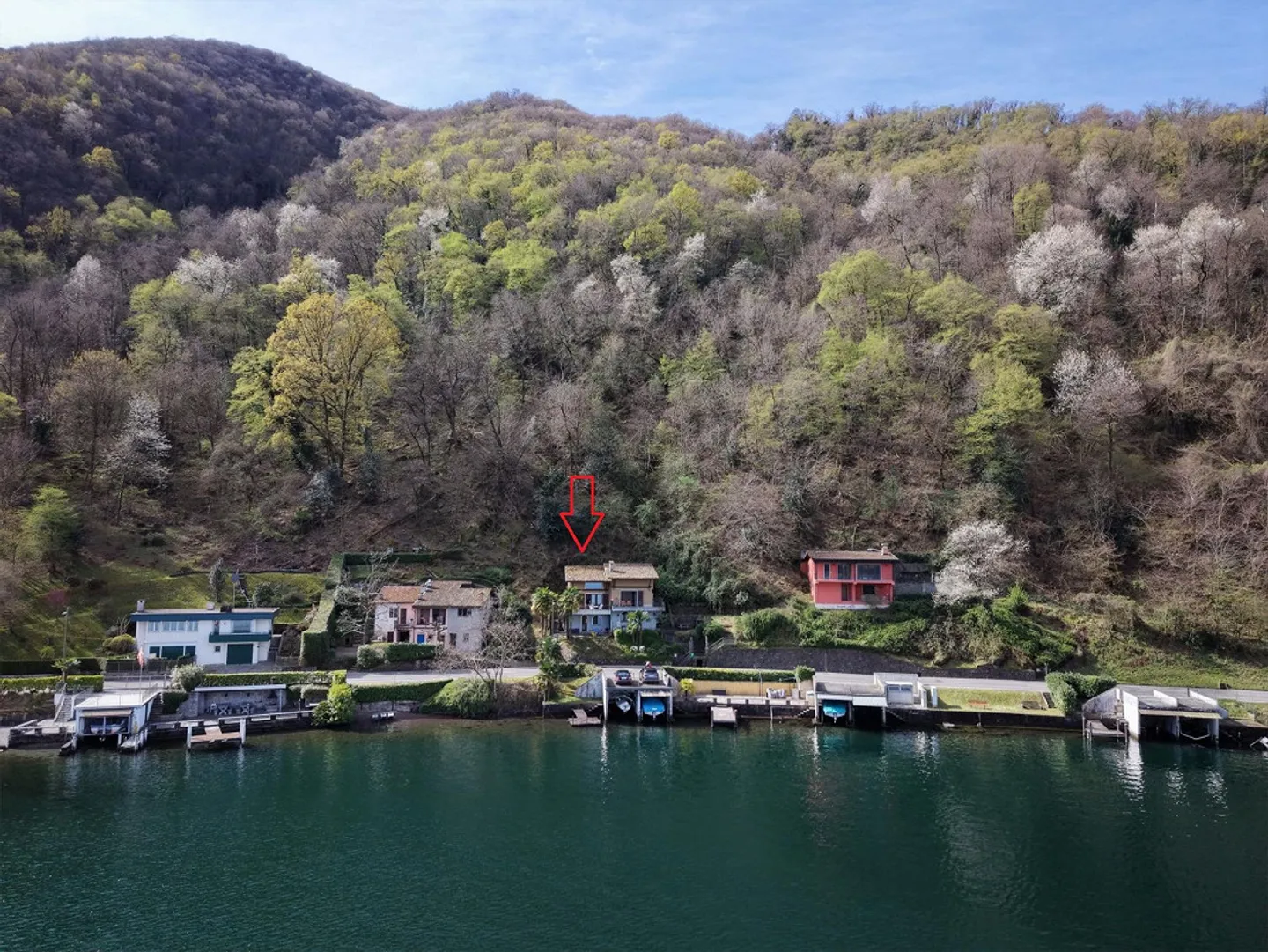 Maison de vacances avec 2 studios et un cabanon au lac de Lugano - Photo 3 sur 25