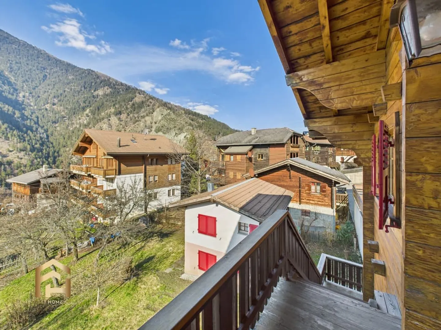 Attrayante maison multifamiliale avec potentiel d'aménagement à Grengiols - Photo 11 sur 13