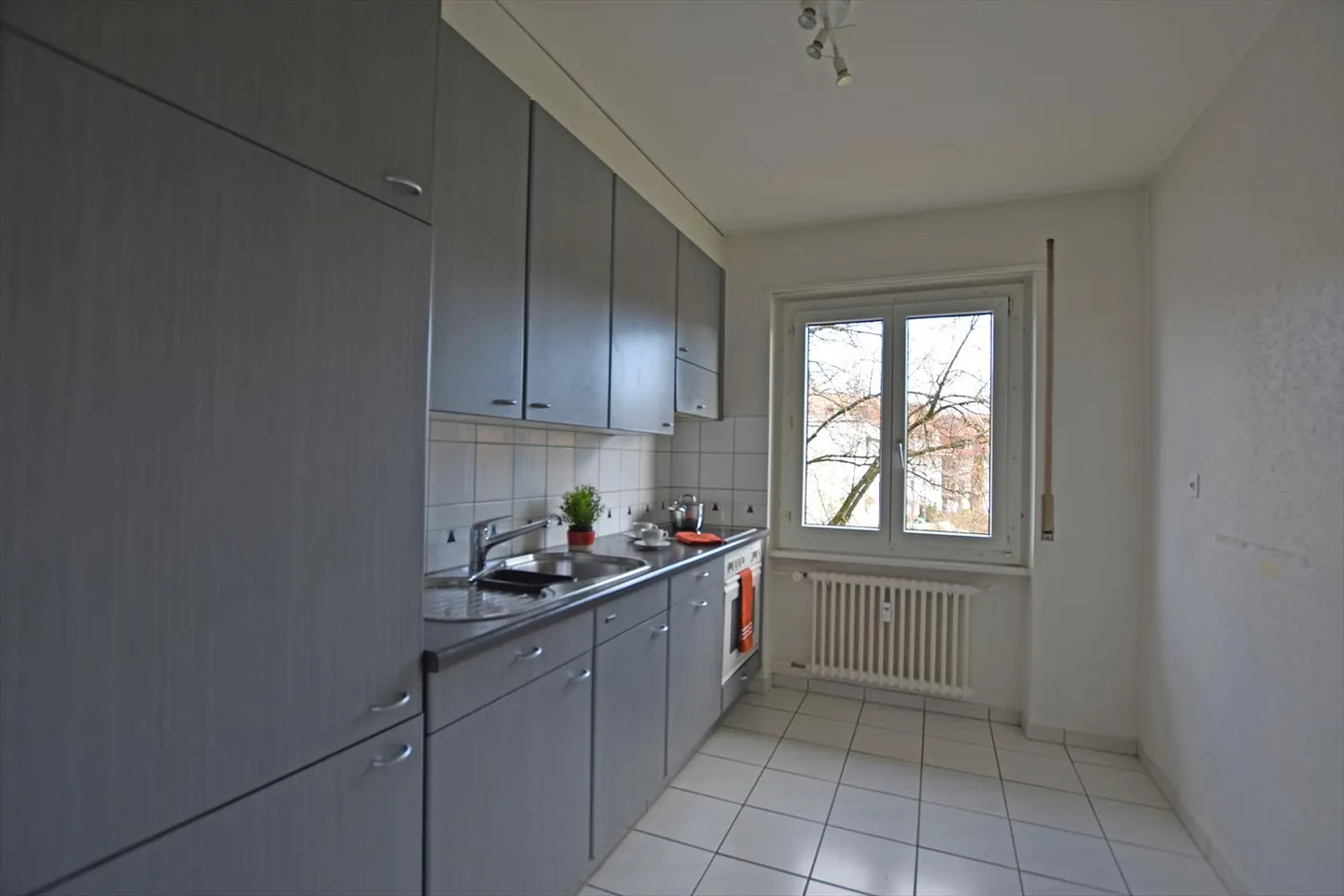 Apartment for rent - Photo 7 of 9