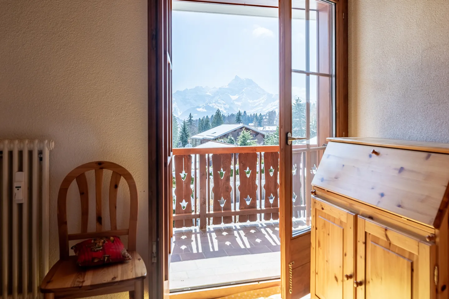 Appartement Charmant avec Vue Alpine - Photo 8 sur 13