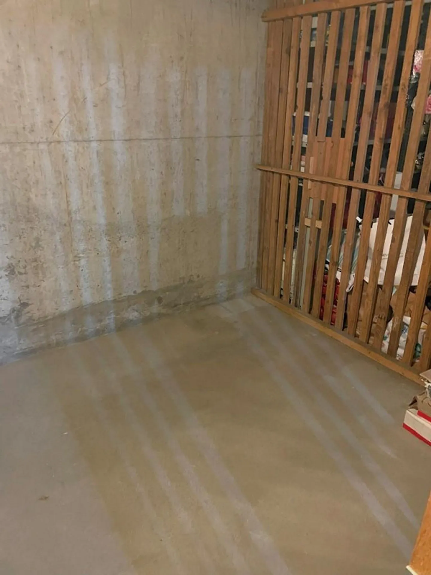 Renovated & Bright 3.5 Room - Condominium on the 3rd Floor - Photo 22 of 23
