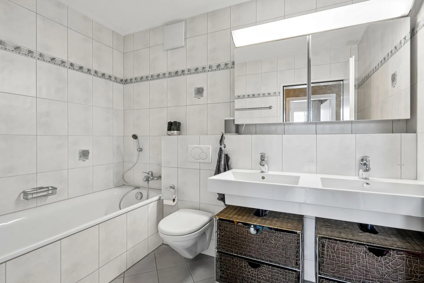 Appartement spacieux 4.5 pièces - Photo 4 sur 13