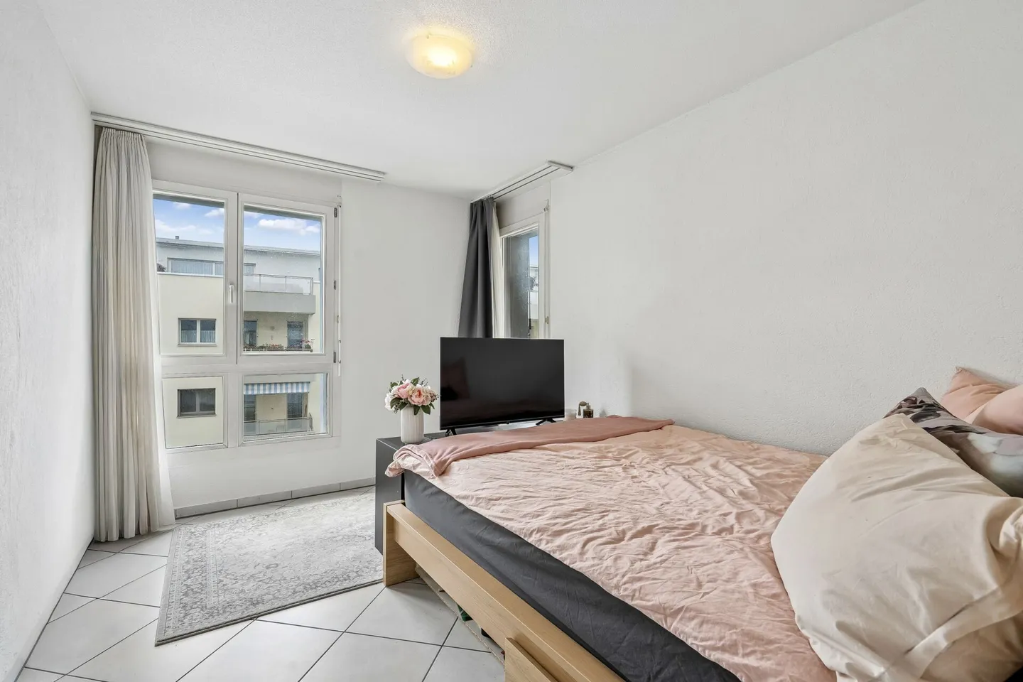 Appartement spacieux 4.5 pièces - Photo 6 sur 13