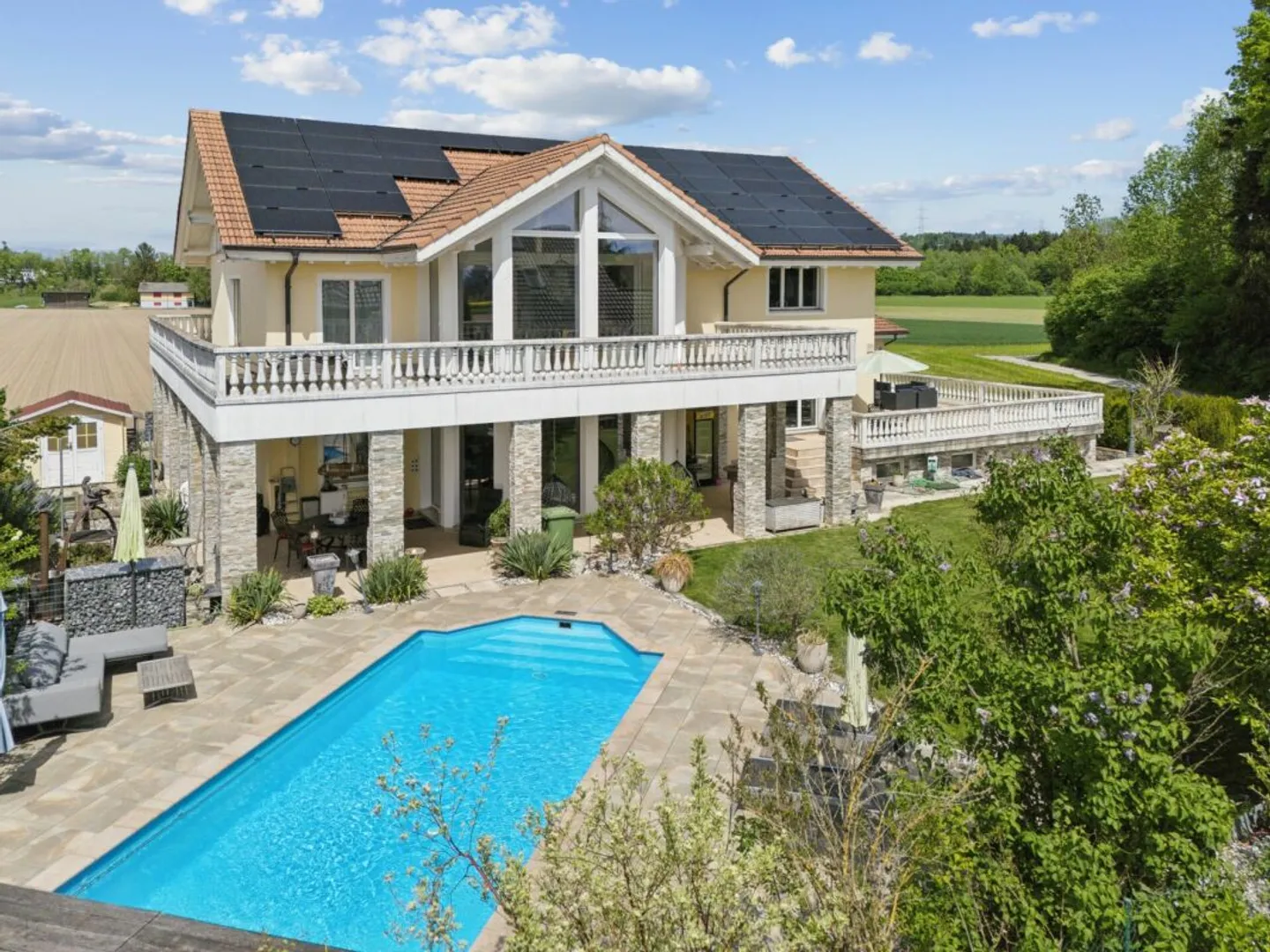 Villa de 8,5 pièces pleine de possibilités - Photo 13 sur 15