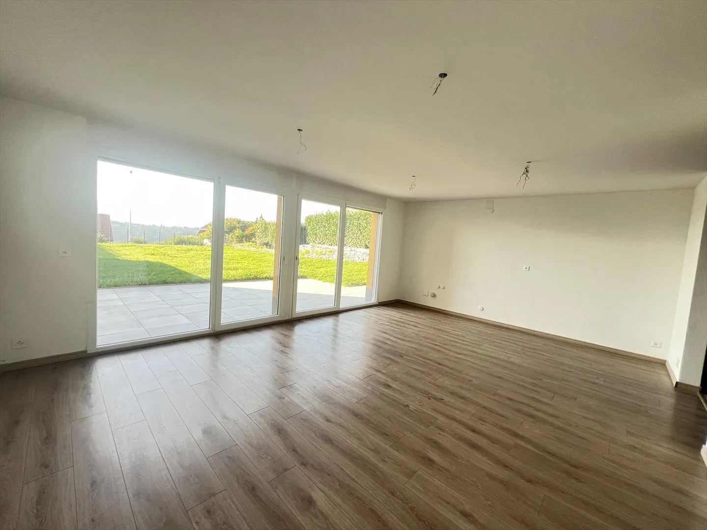 Maison contiguë 6.5 pièces - Photo 6 sur 10