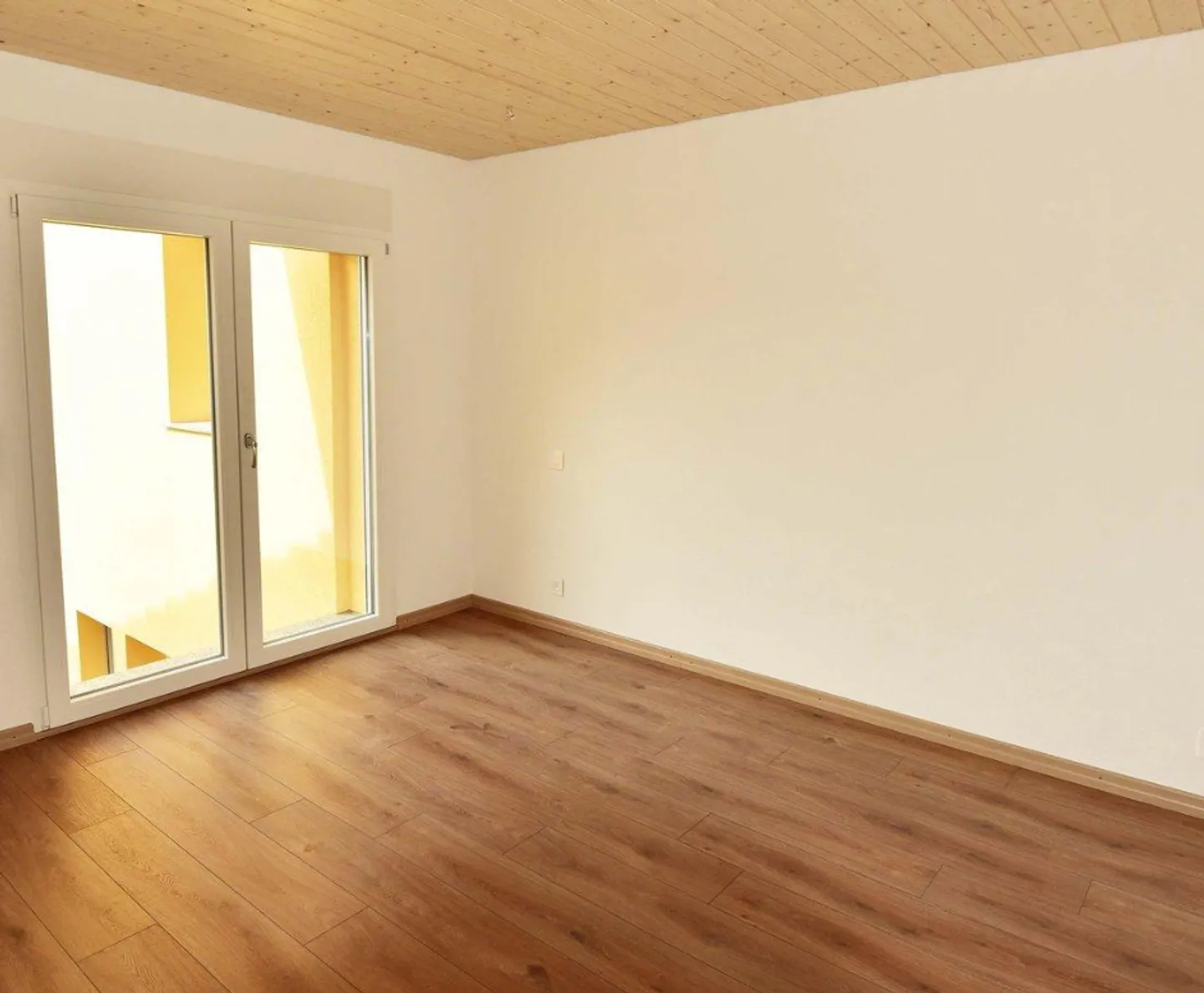 Maison contiguë 6.5 pièces - Photo 8 sur 10