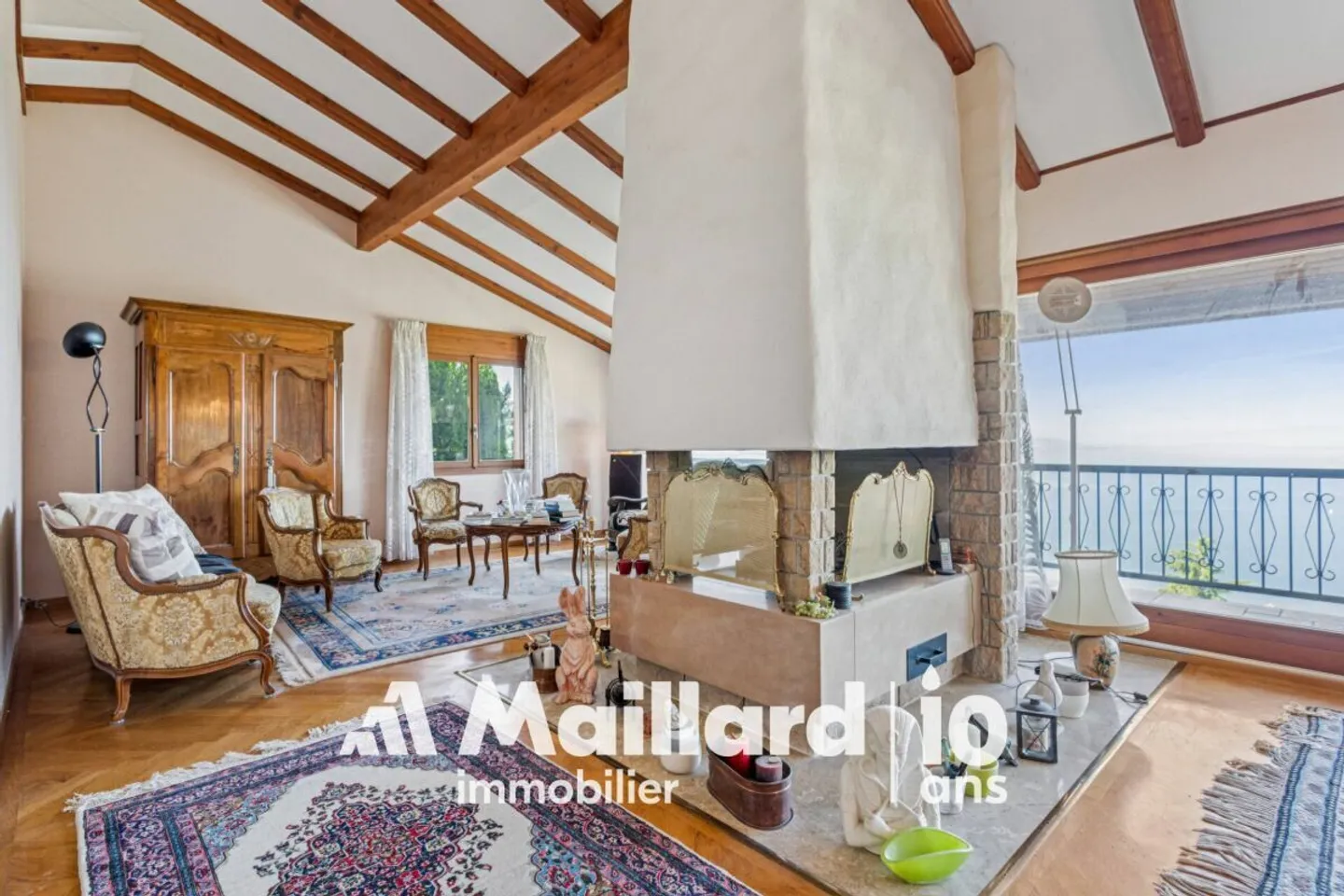 Villa avec deux unités résidentielles et vue imprenable - Photo 7 sur 13