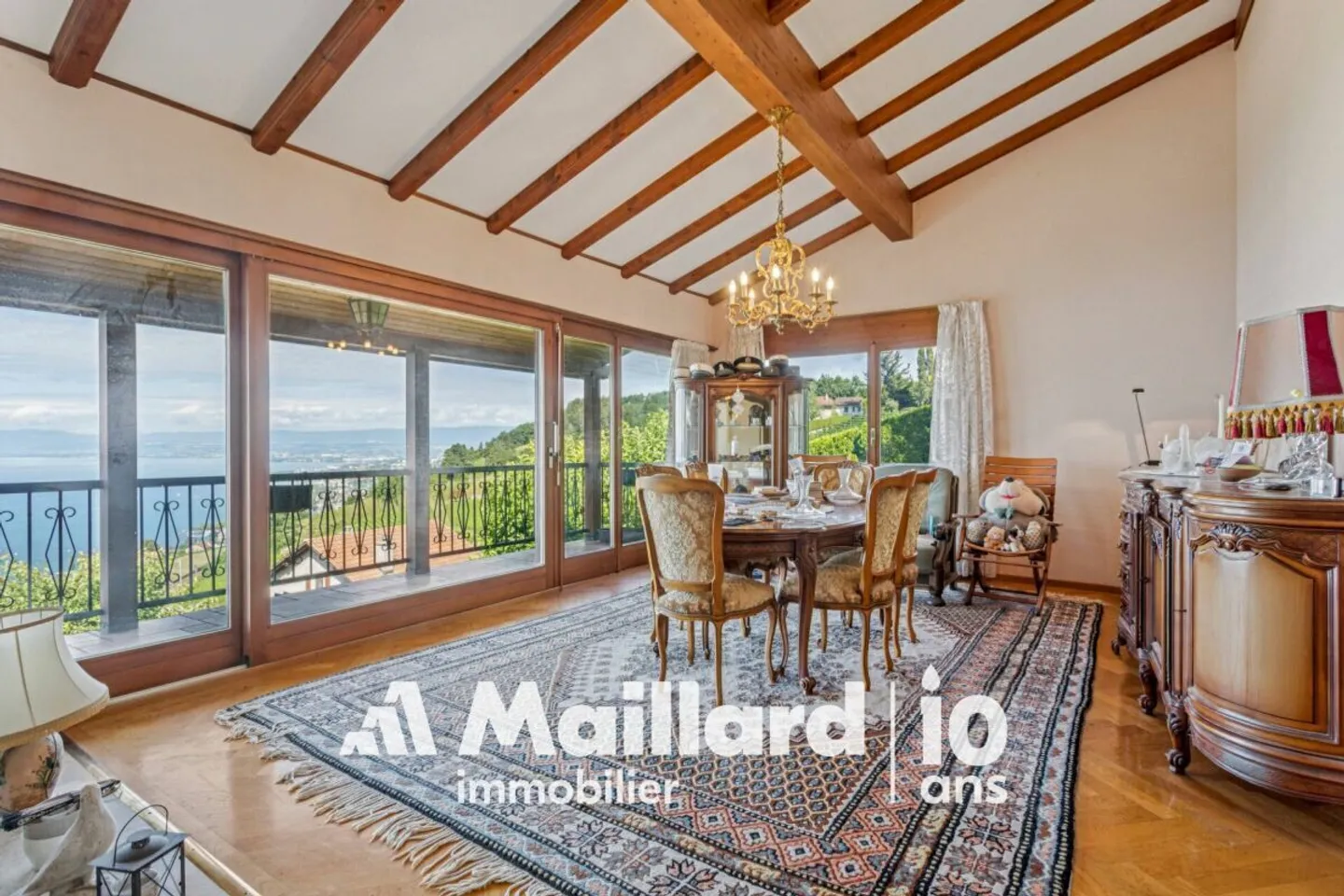 Villa avec deux unités résidentielles et vue imprenable - Photo 8 sur 13