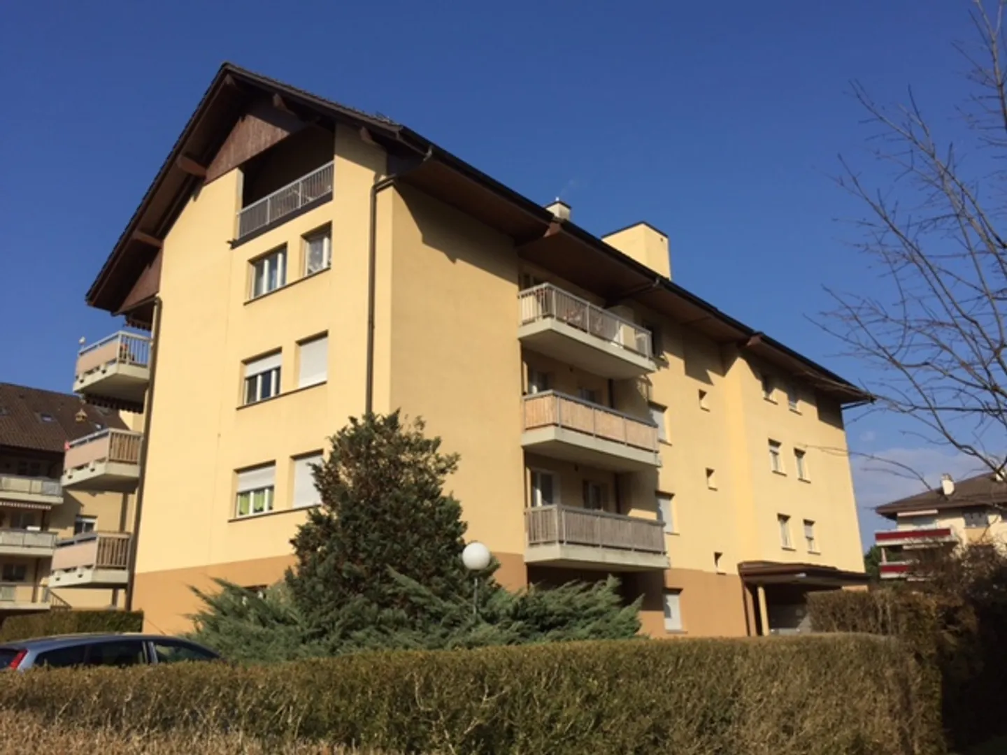 Parcheggio esterno in affitto - Foto 2 di 3