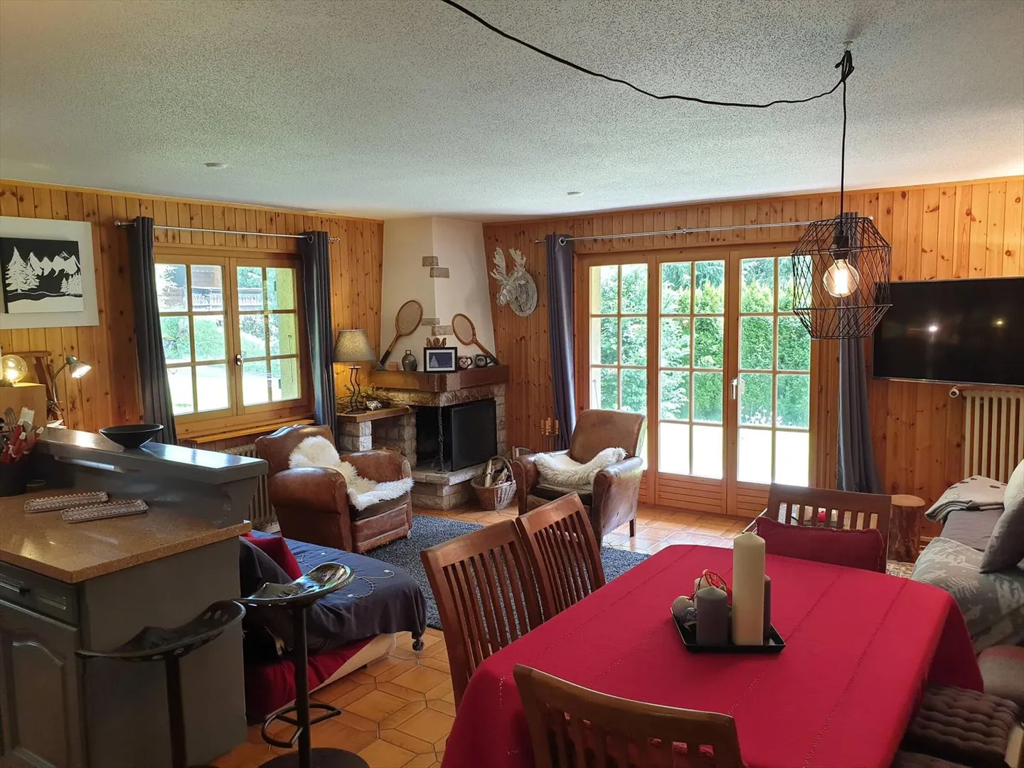 2-room apartment - Photo 1 of 12